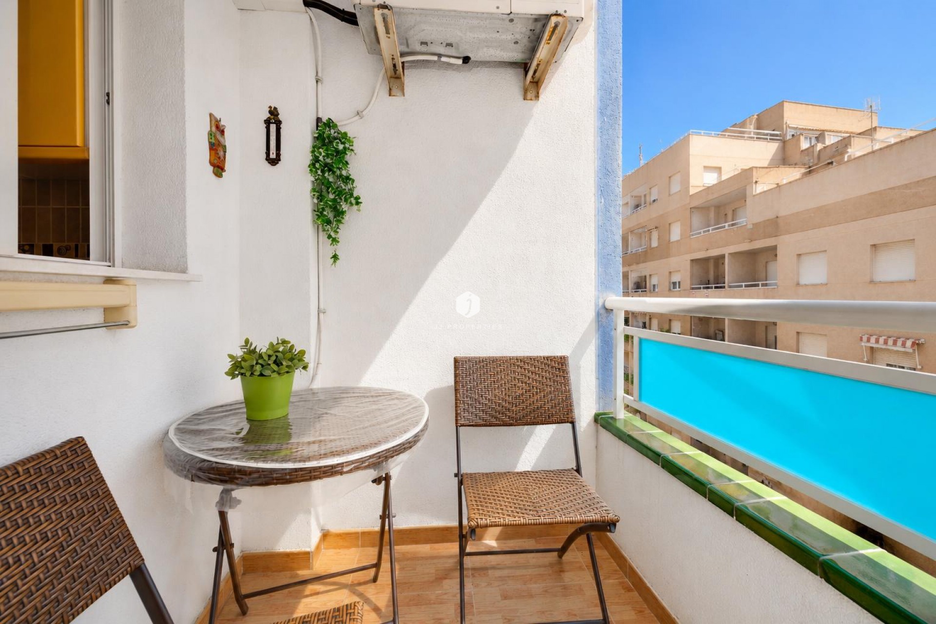 Z drugiej ręki - Mieszkanie w bloku -
Torrevieja - Costa Blanca