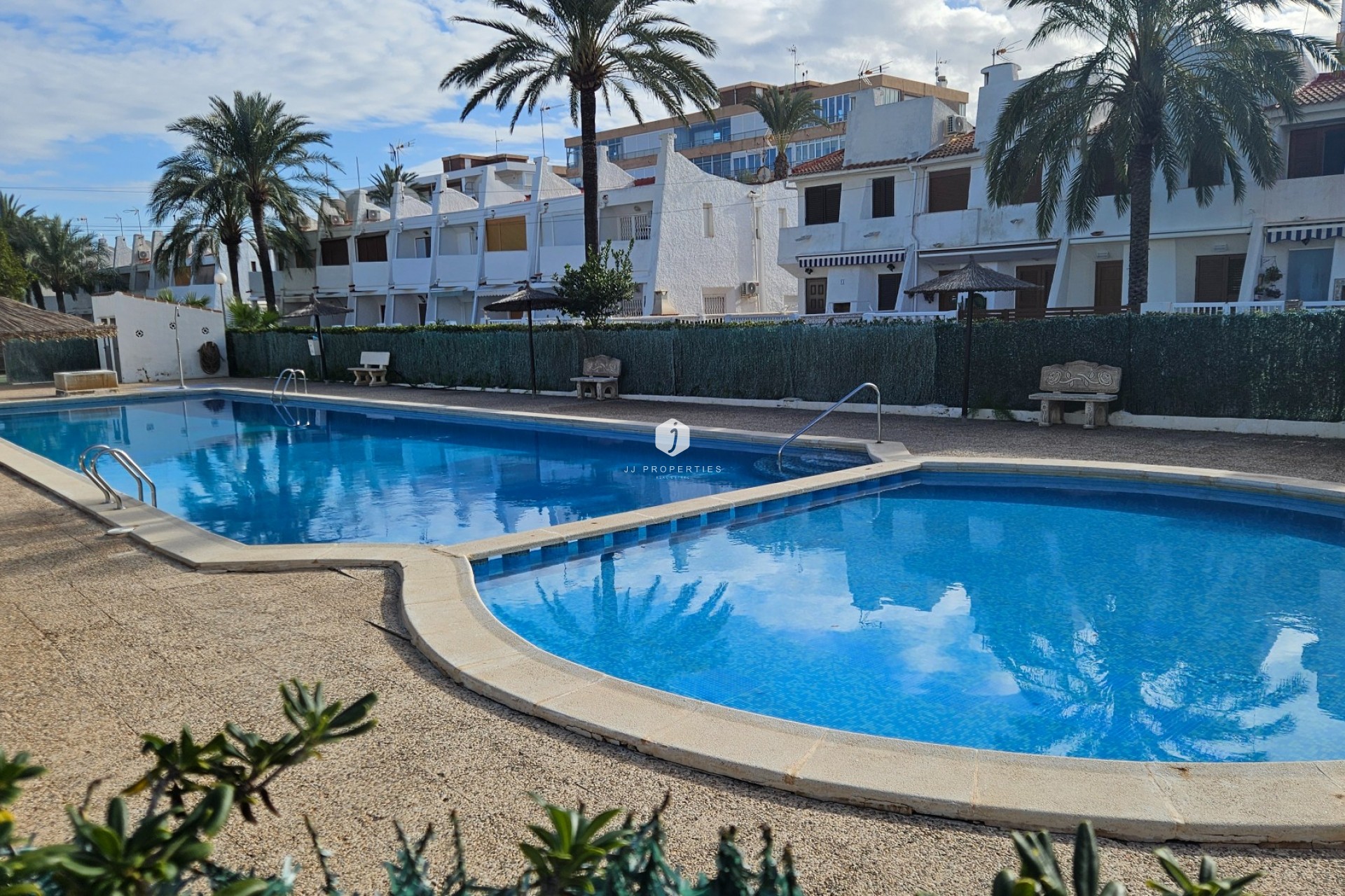 Z drugiej ręki - Mieszkanie w bloku -
Torrevieja - Costa Blanca