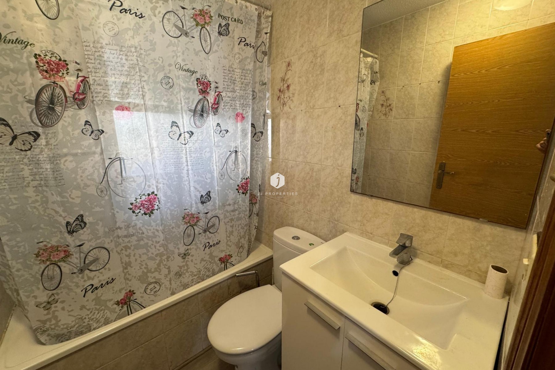 Z drugiej ręki - Mieszkanie w bloku -
Torrevieja - Costa Blanca