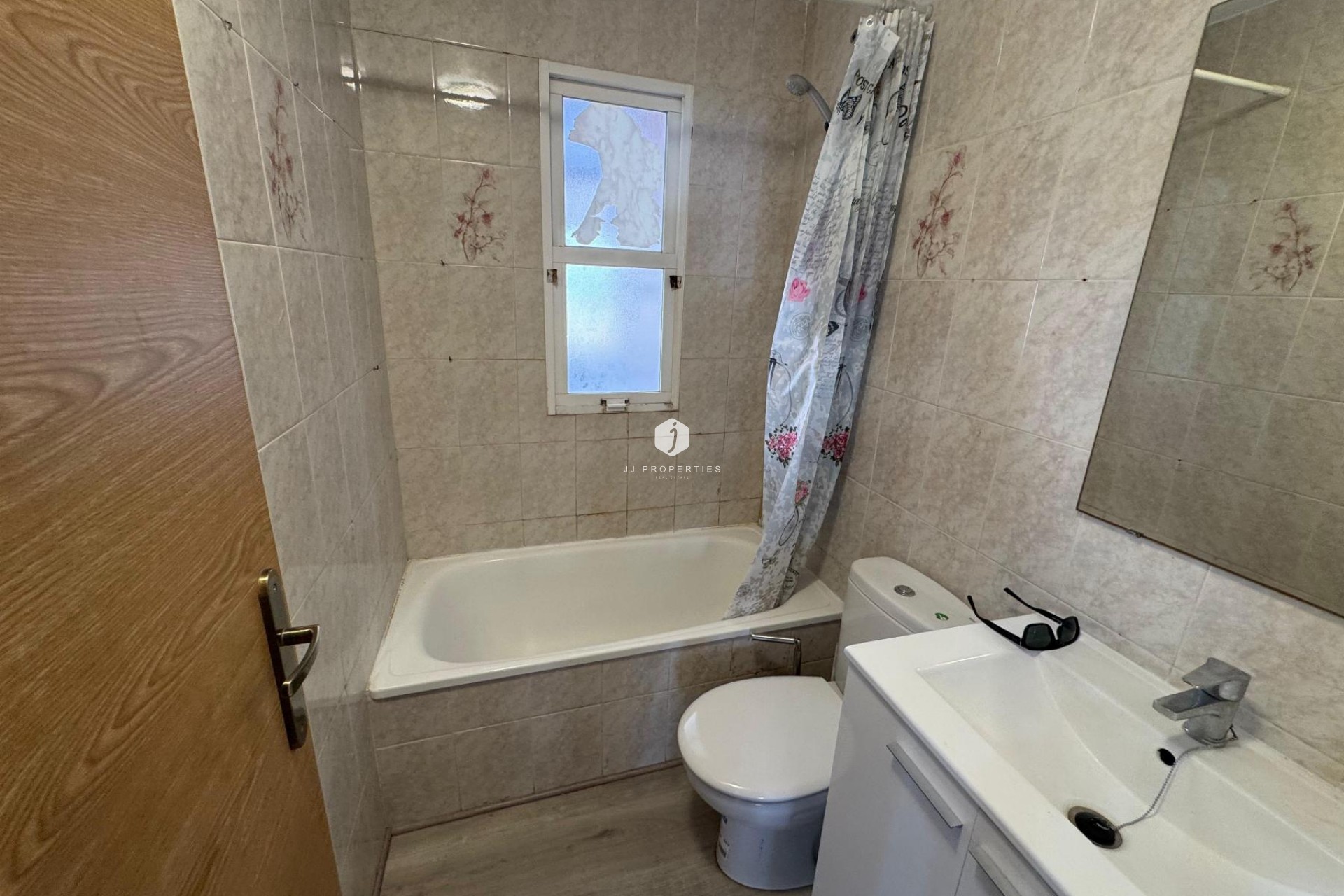 Z drugiej ręki - Mieszkanie w bloku -
Torrevieja - Costa Blanca
