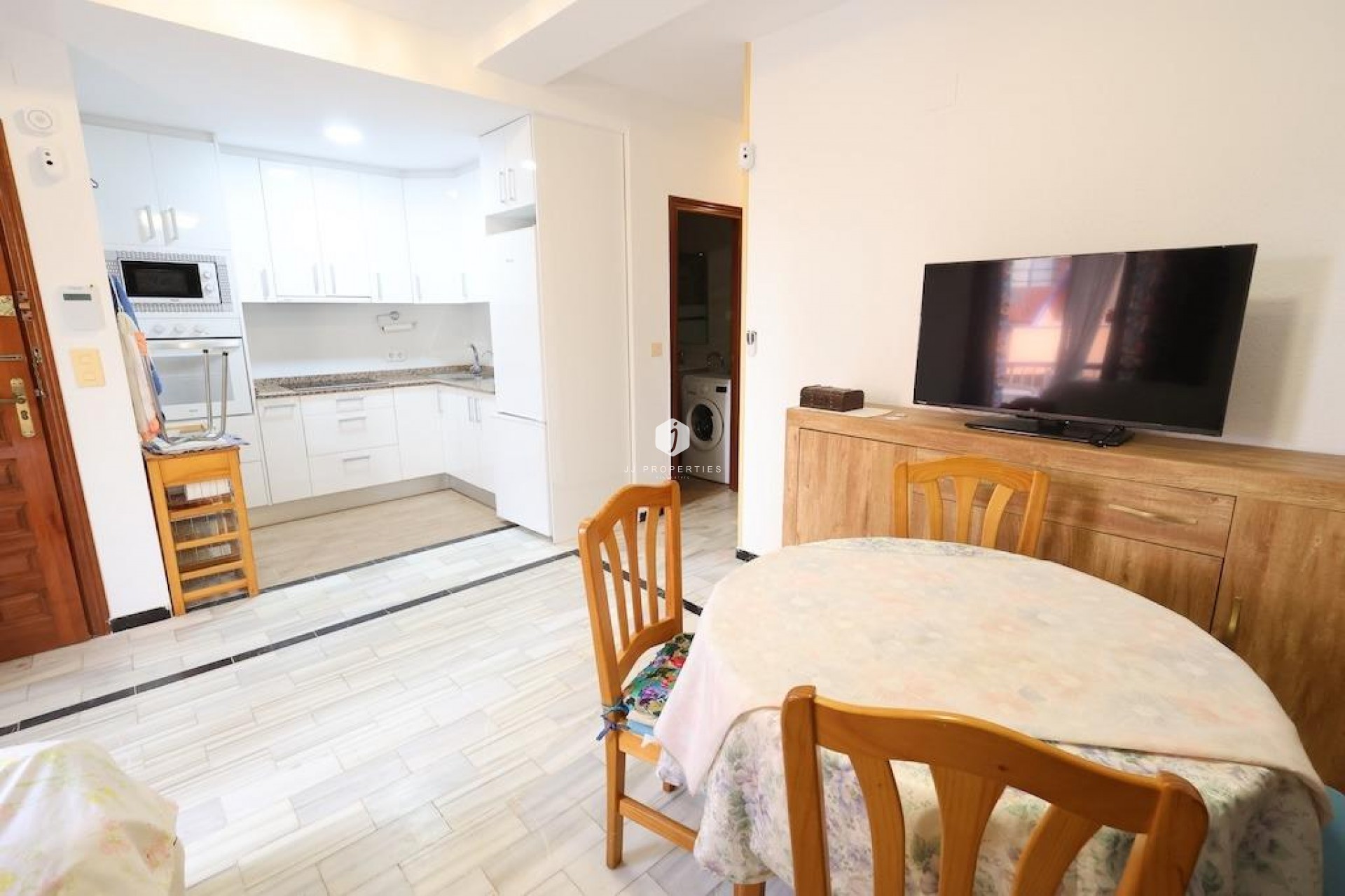 Z drugiej ręki - Mieszkanie w bloku -
Torrevieja - Costa Blanca