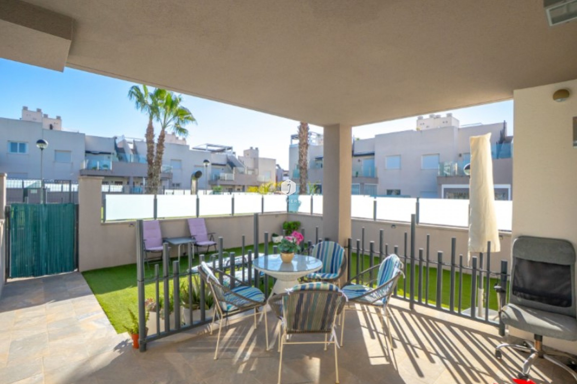 Z drugiej ręki - Mieszkanie w bloku -
Torrevieja - Costa Blanca