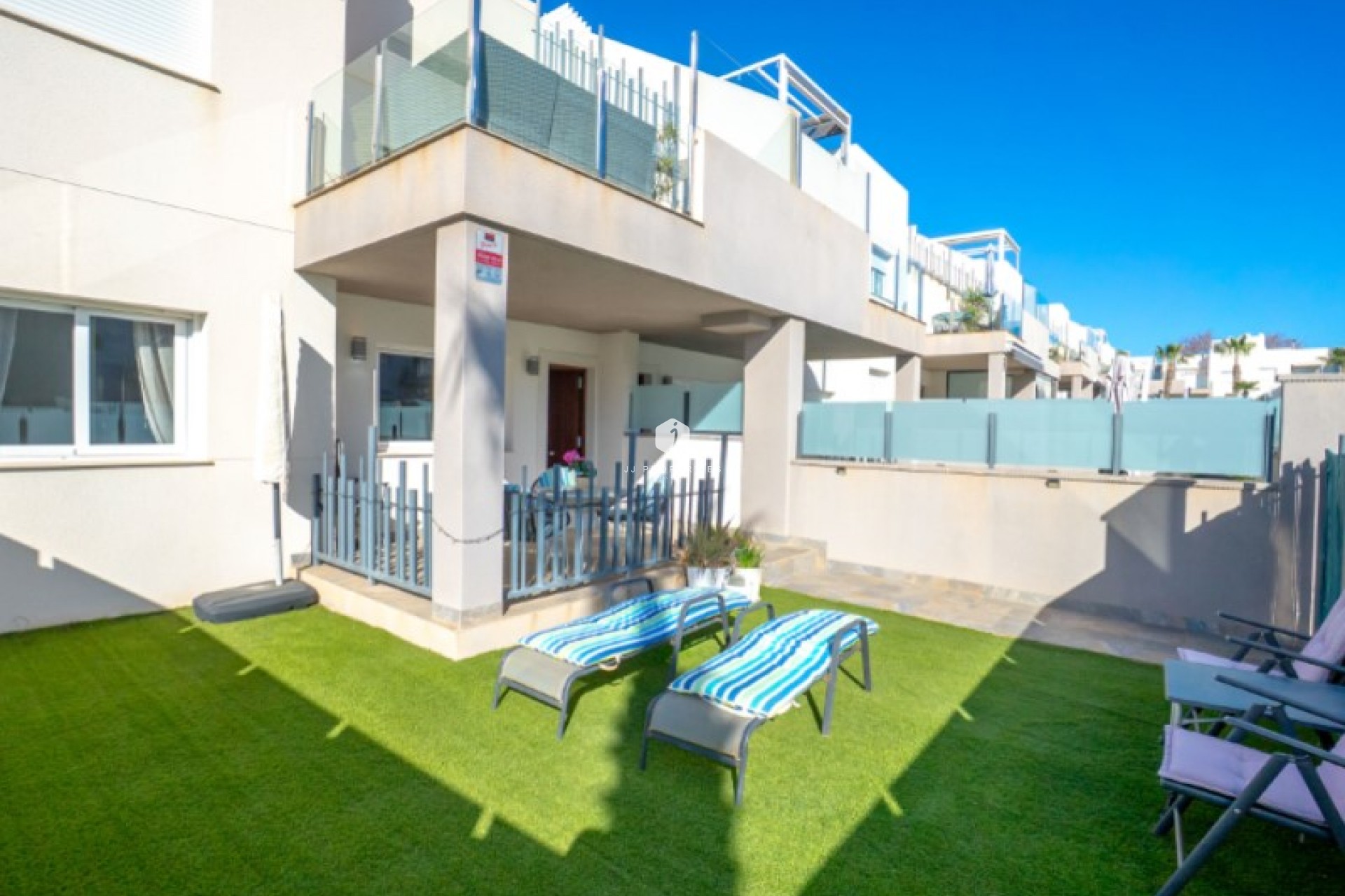 Z drugiej ręki - Mieszkanie w bloku -
Torrevieja - Costa Blanca