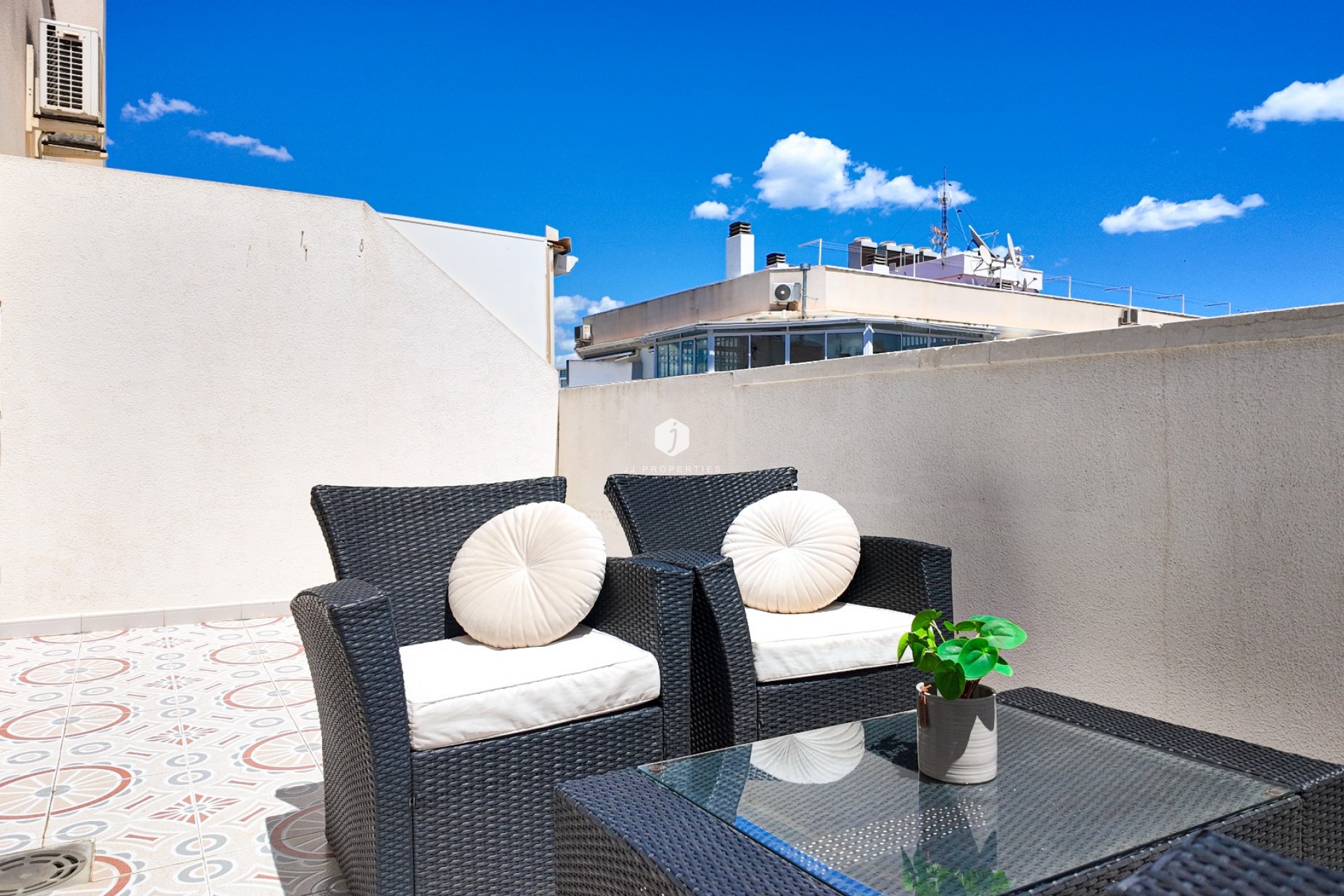 Z drugiej ręki - Mieszkanie w bloku -
Torrevieja - Costa Blanca