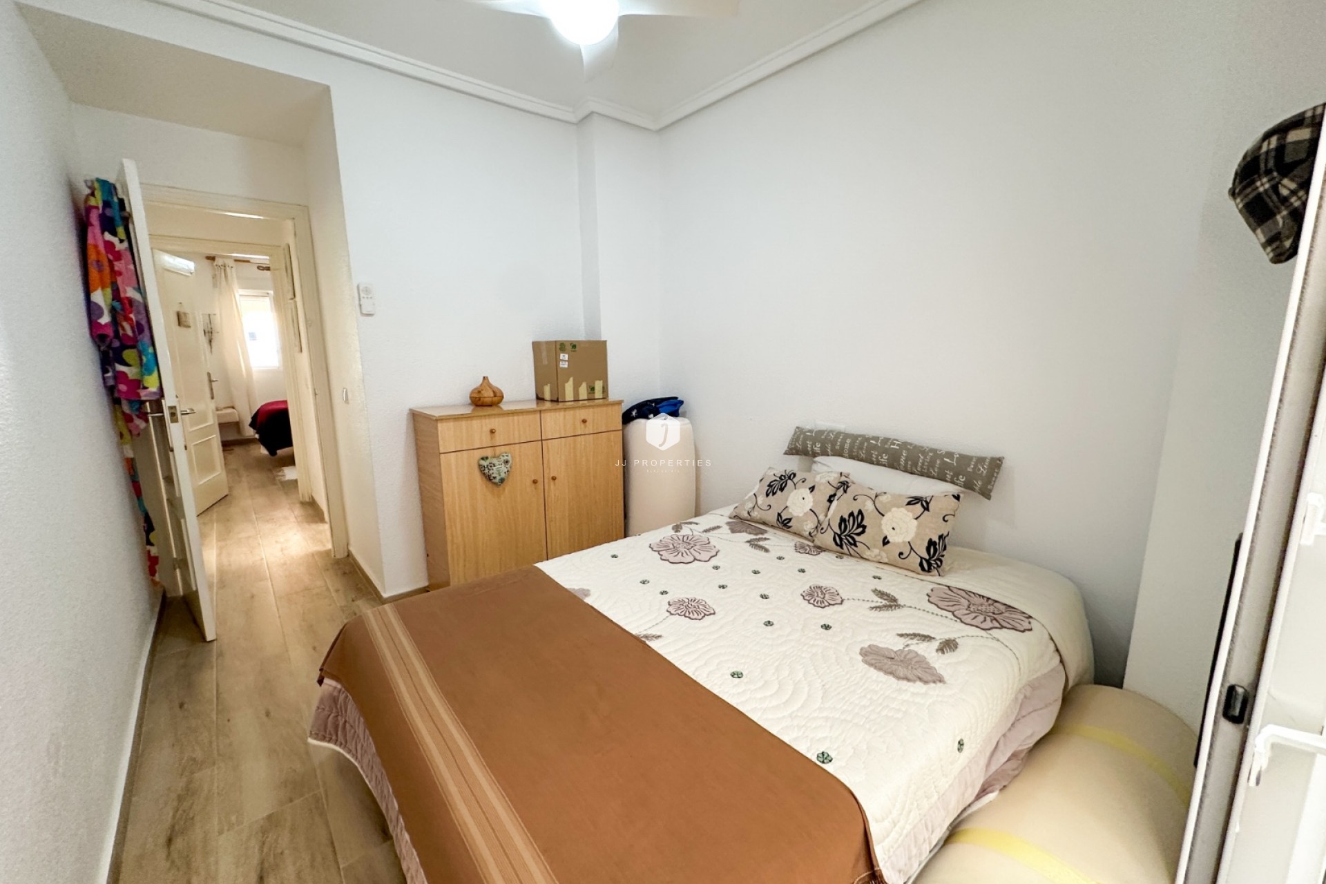 Z drugiej ręki - Mieszkanie w bloku -
Torrevieja - Costa Blanca