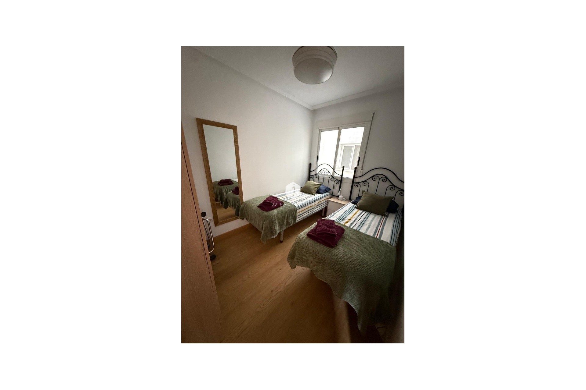 Z drugiej ręki - Mieszkanie w bloku -
Torrevieja - Costa Blanca