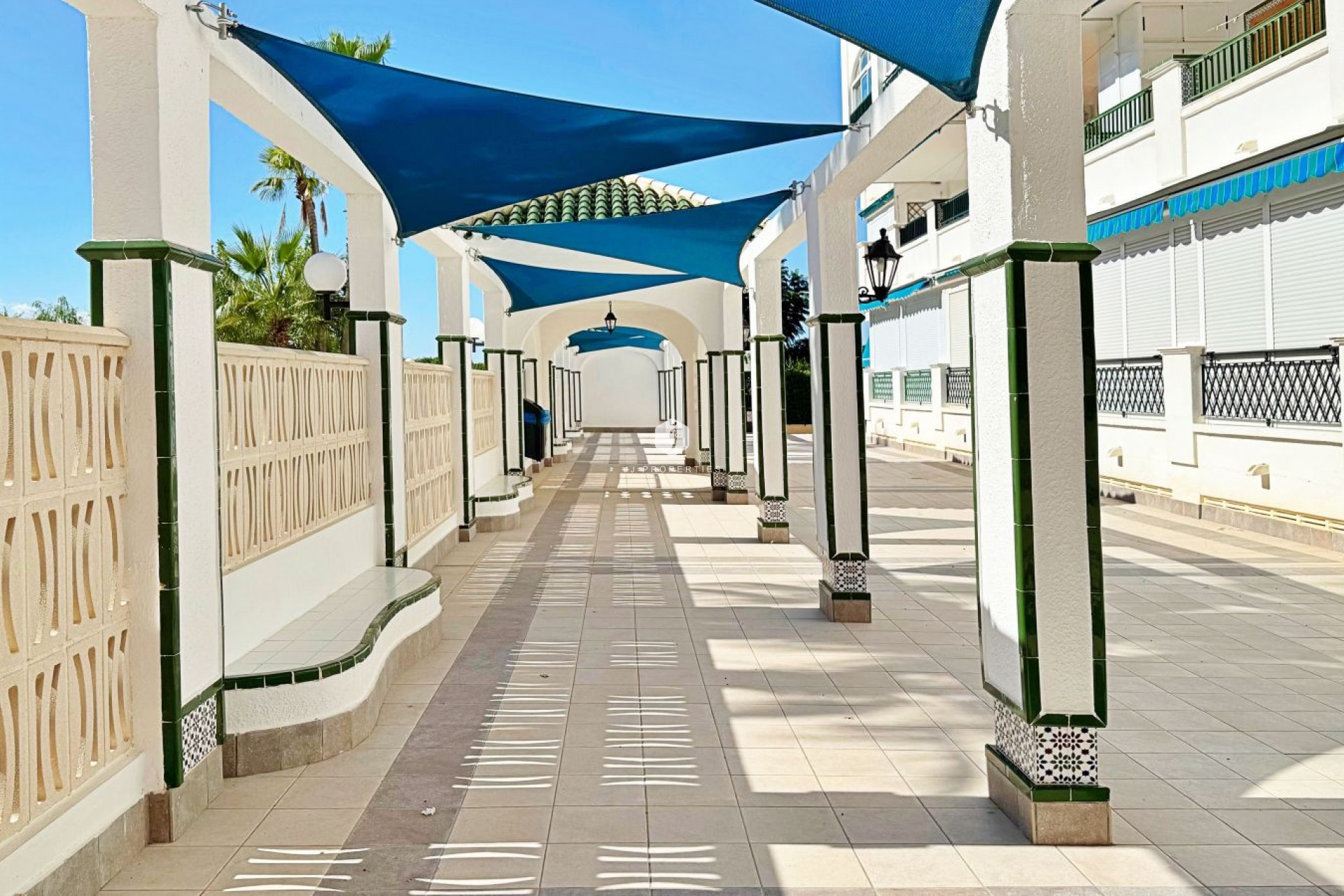 Z drugiej ręki - Mieszkanie w bloku -
Torrevieja - Costa Blanca
