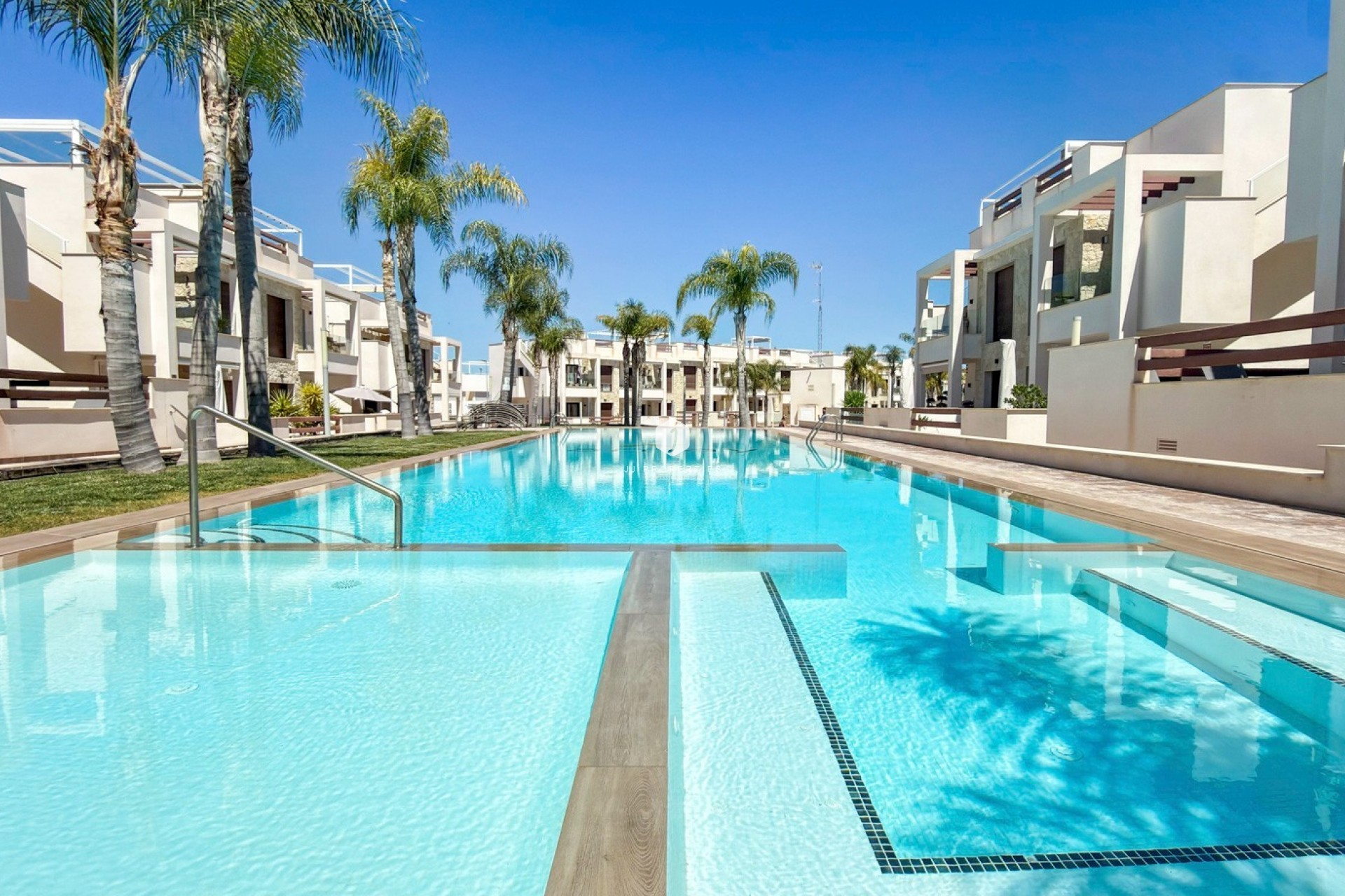 Z drugiej ręki - Mieszkanie w bloku -
Torrevieja - Costa Blanca