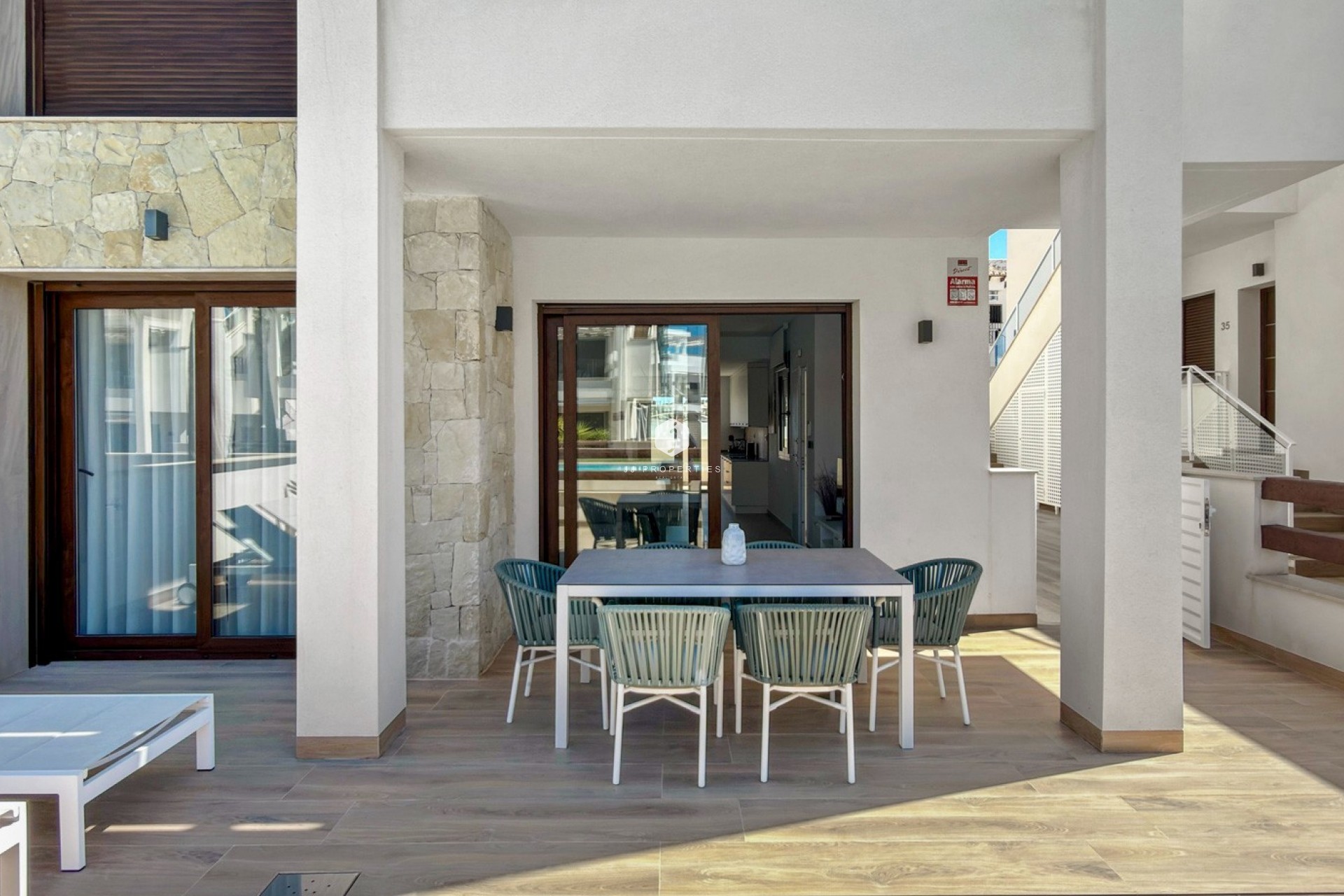 Z drugiej ręki - Mieszkanie w bloku -
Torrevieja - Costa Blanca