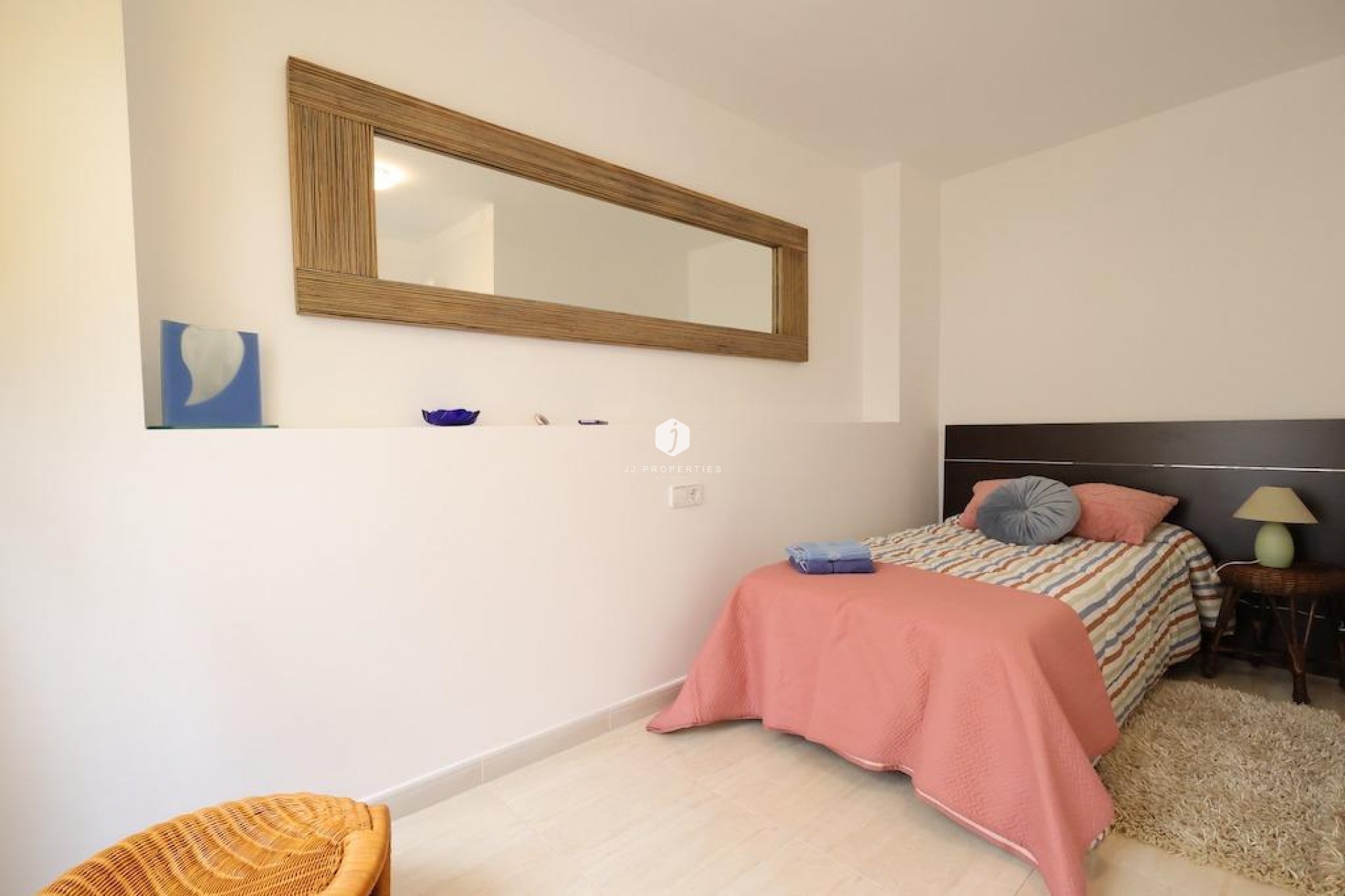 Z drugiej ręki - Mieszkanie w bloku -
Torrevieja - Costa Blanca