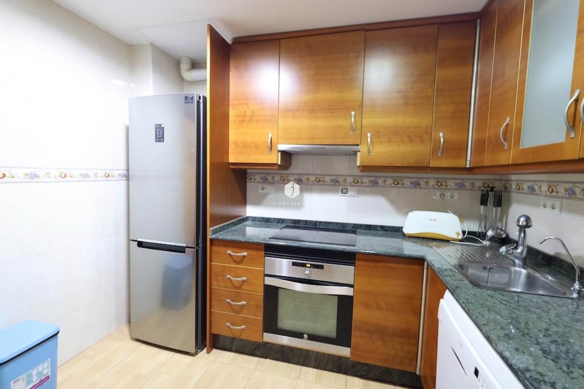 Z drugiej ręki - Mieszkanie w bloku -
Torrevieja - Costa Blanca