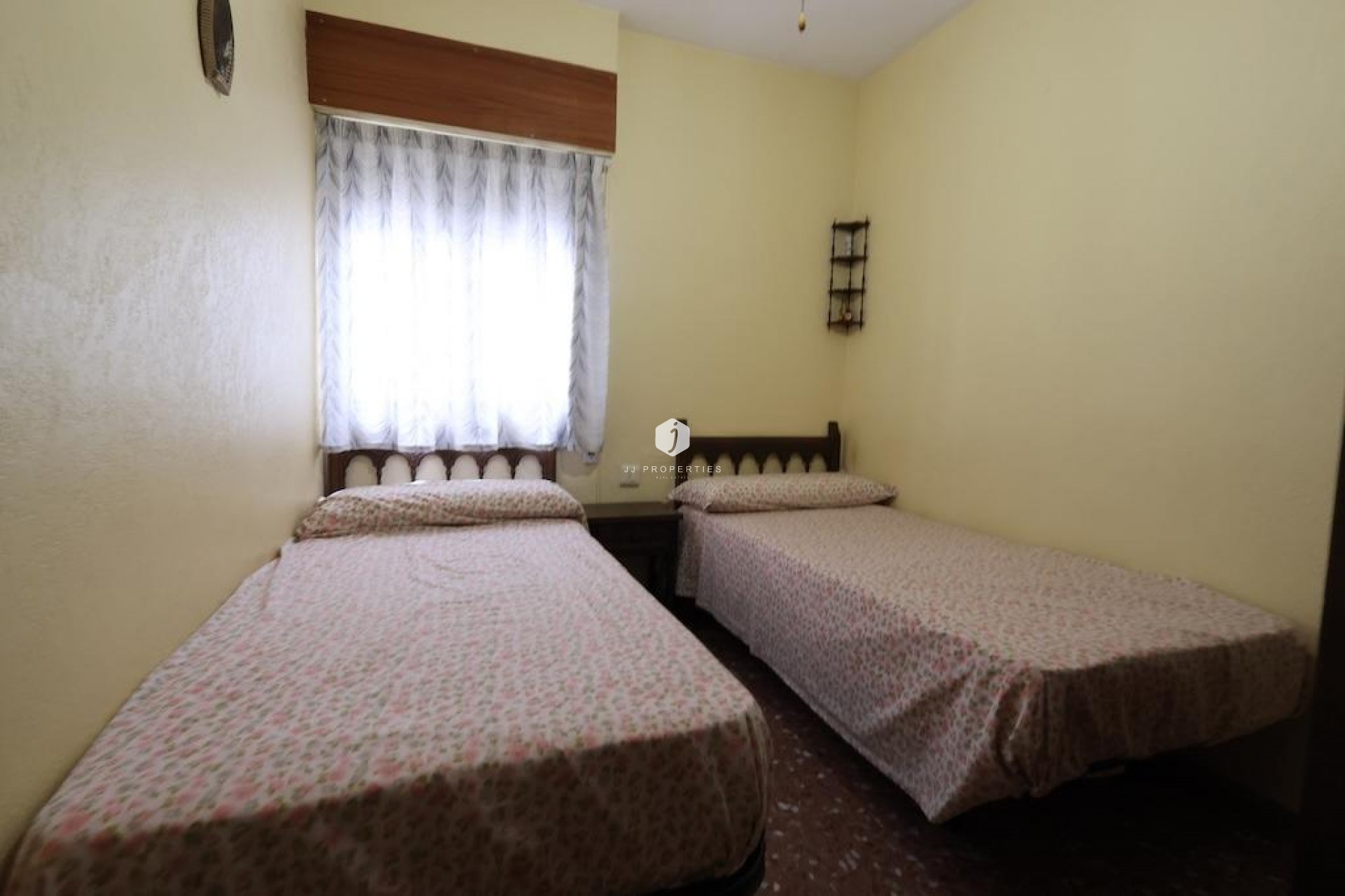Z drugiej ręki - Mieszkanie w bloku -
Torrevieja - Costa Blanca