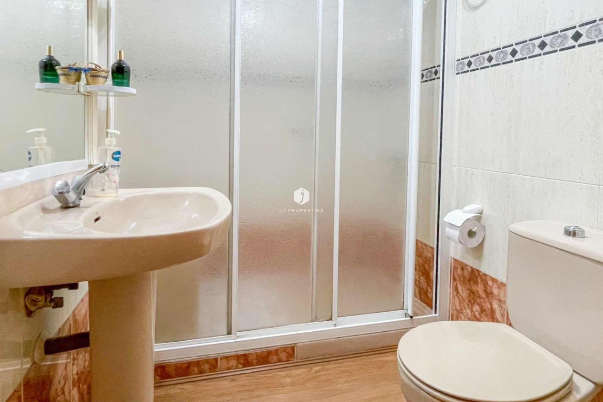Z drugiej ręki - Mieszkanie w bloku -
Torrevieja - Costa Blanca