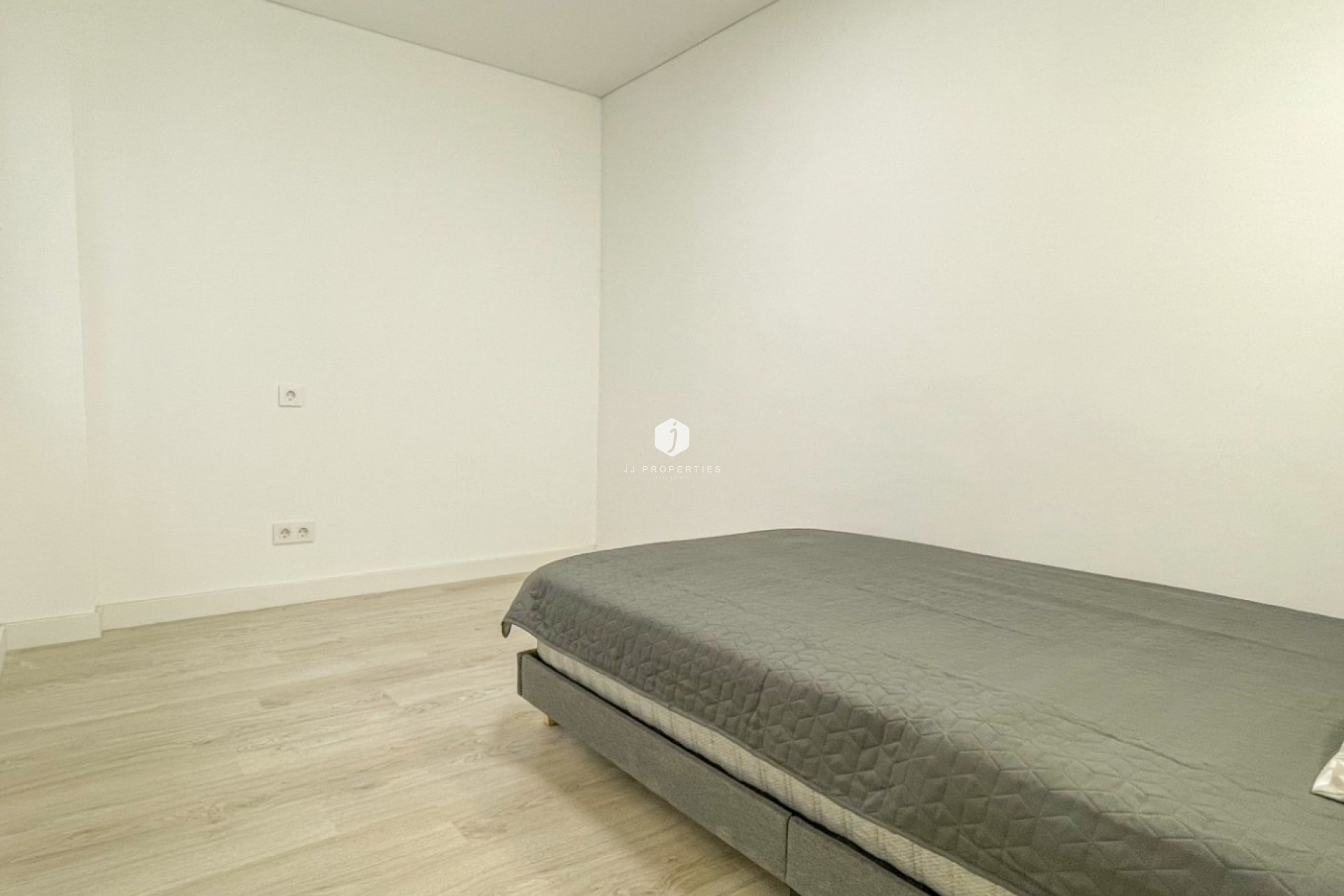 Z drugiej ręki - Mieszkanie w bloku -
Torrevieja - Costa Blanca