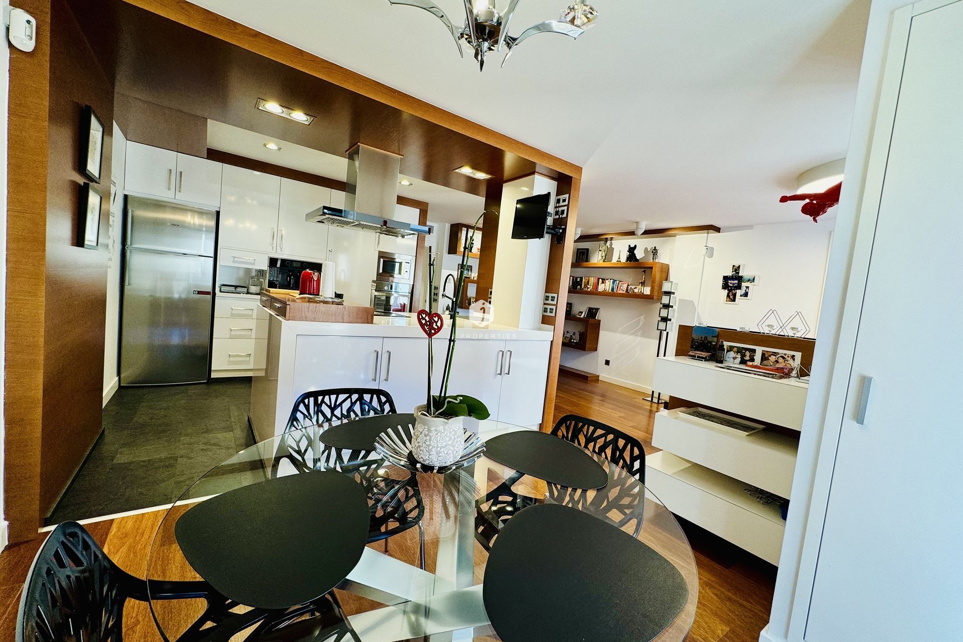 Z drugiej ręki - Mieszkanie w bloku -
Torrevieja - Costa Blanca