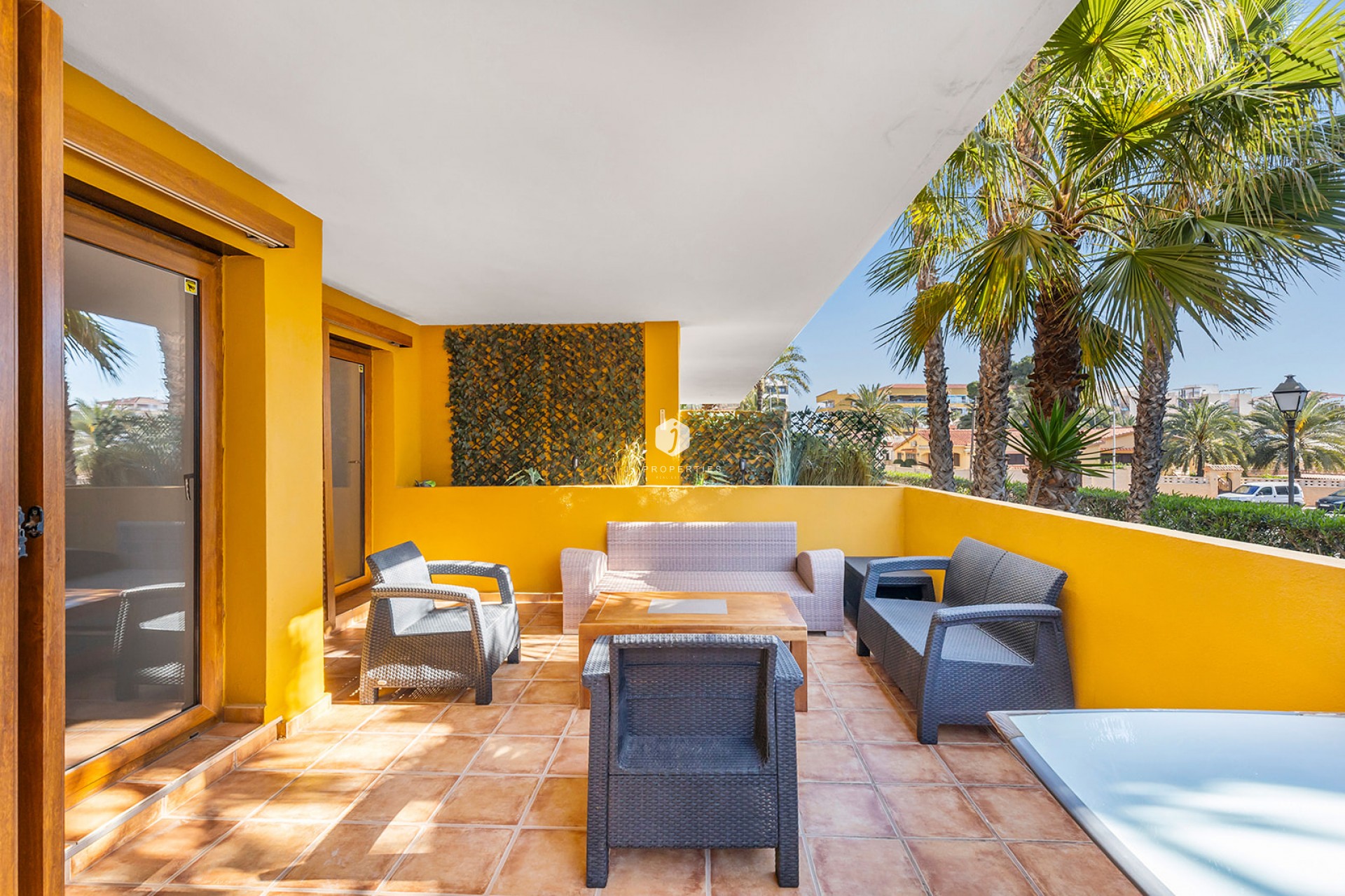 Z drugiej ręki - Mieszkanie w bloku -
Torrevieja - Costa Blanca
