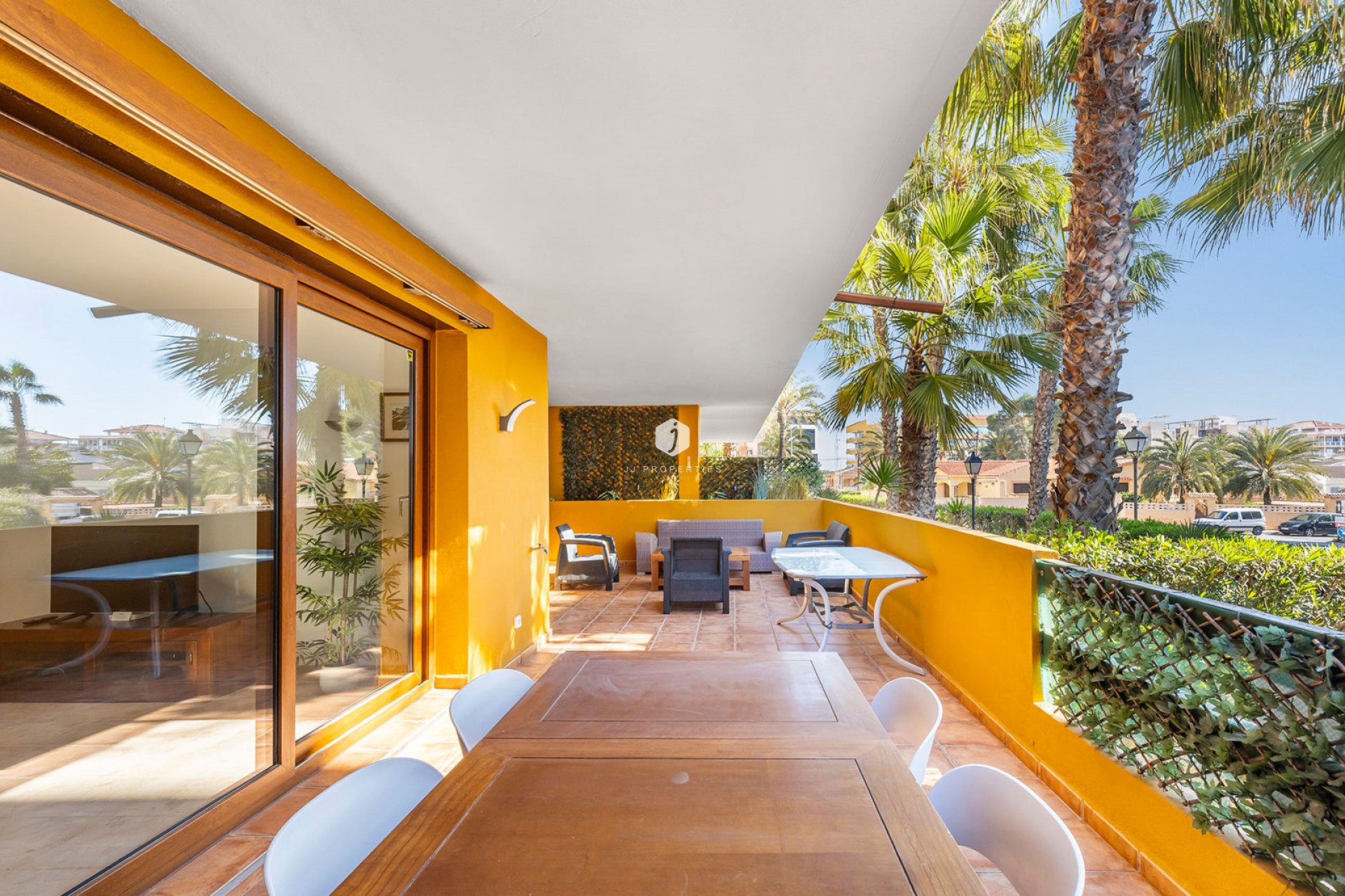Z drugiej ręki - Mieszkanie w bloku -
Torrevieja - Costa Blanca