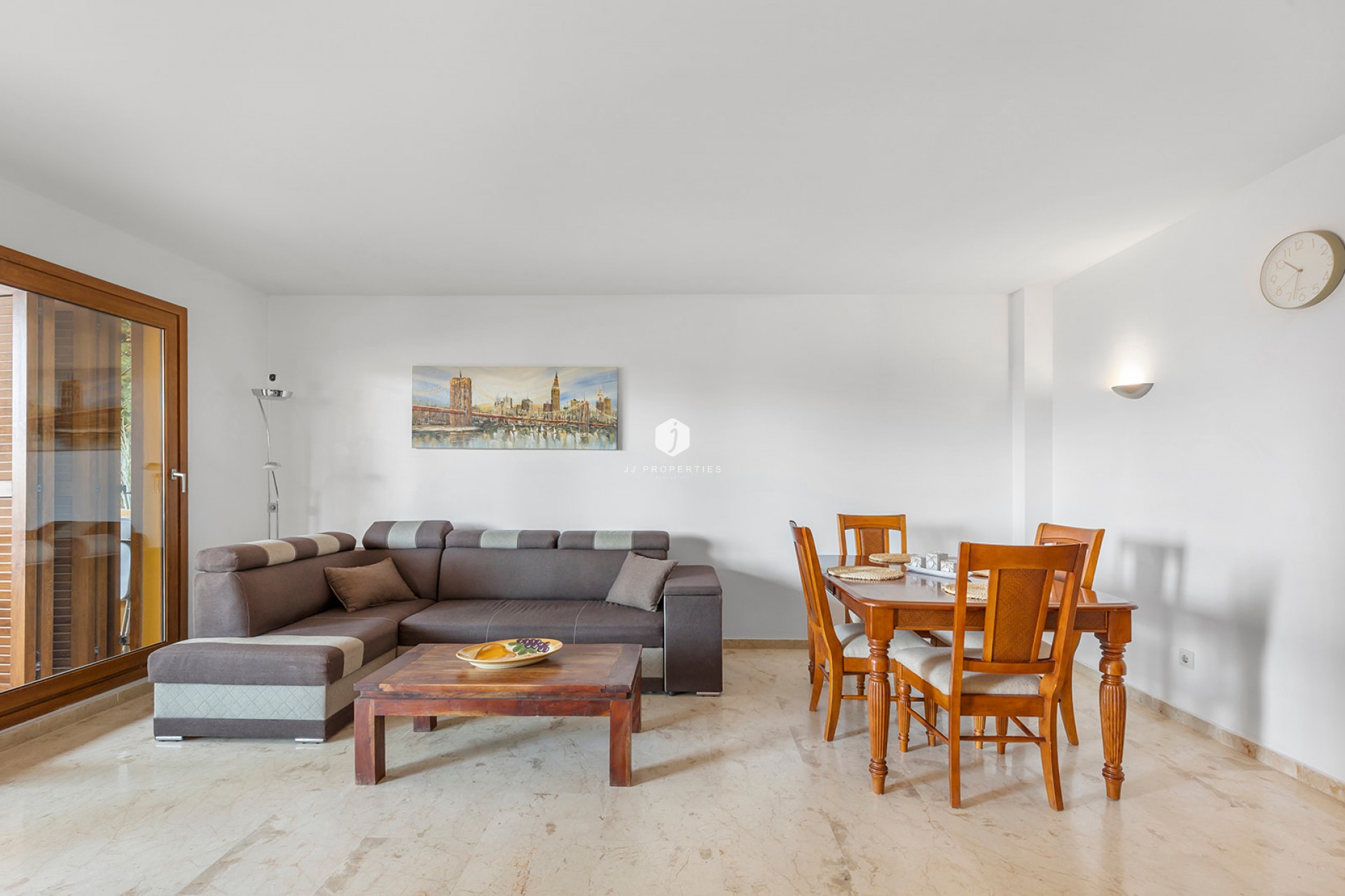 Z drugiej ręki - Mieszkanie w bloku -
Torrevieja - Costa Blanca
