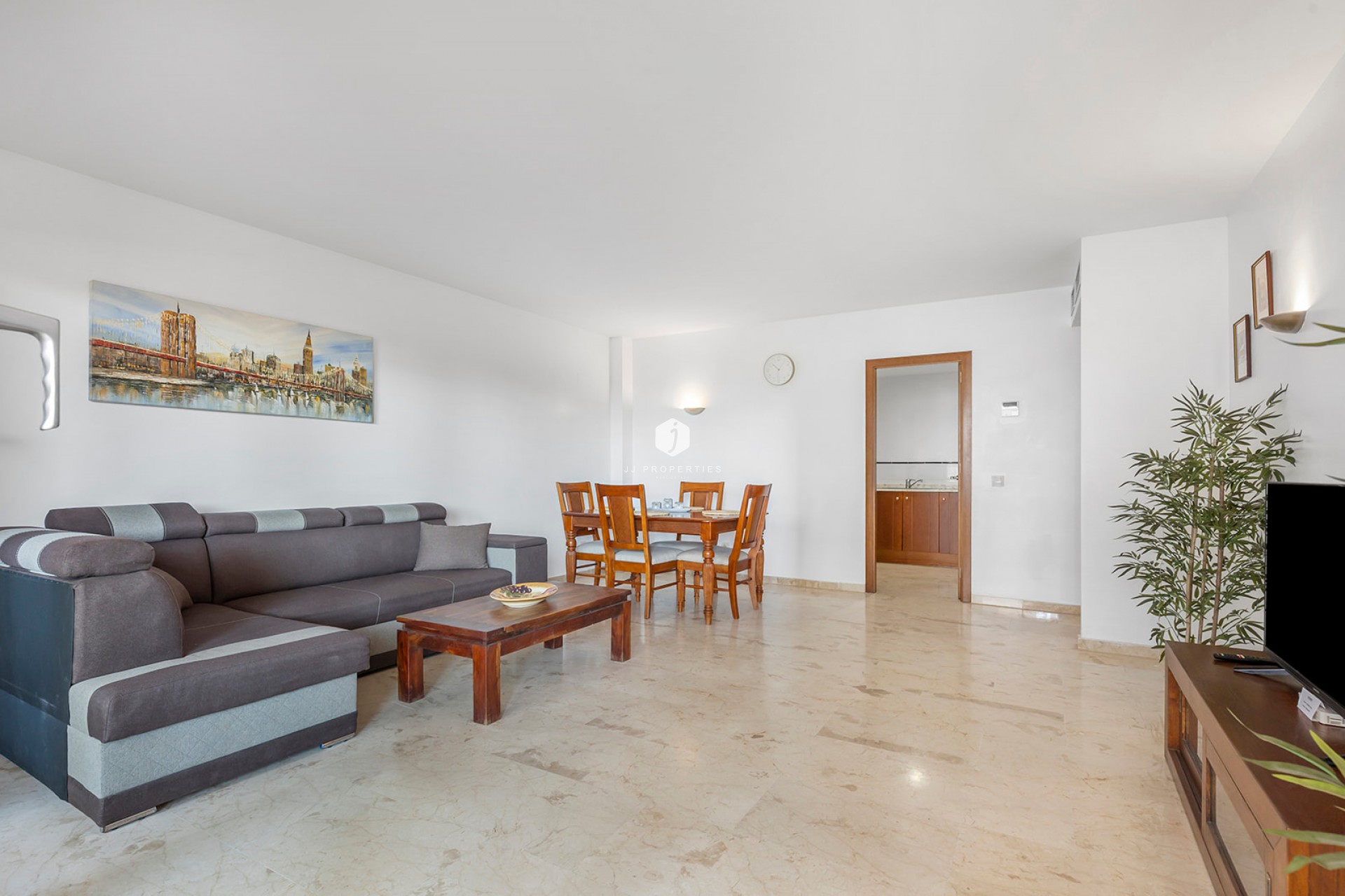 Z drugiej ręki - Mieszkanie w bloku -
Torrevieja - Costa Blanca