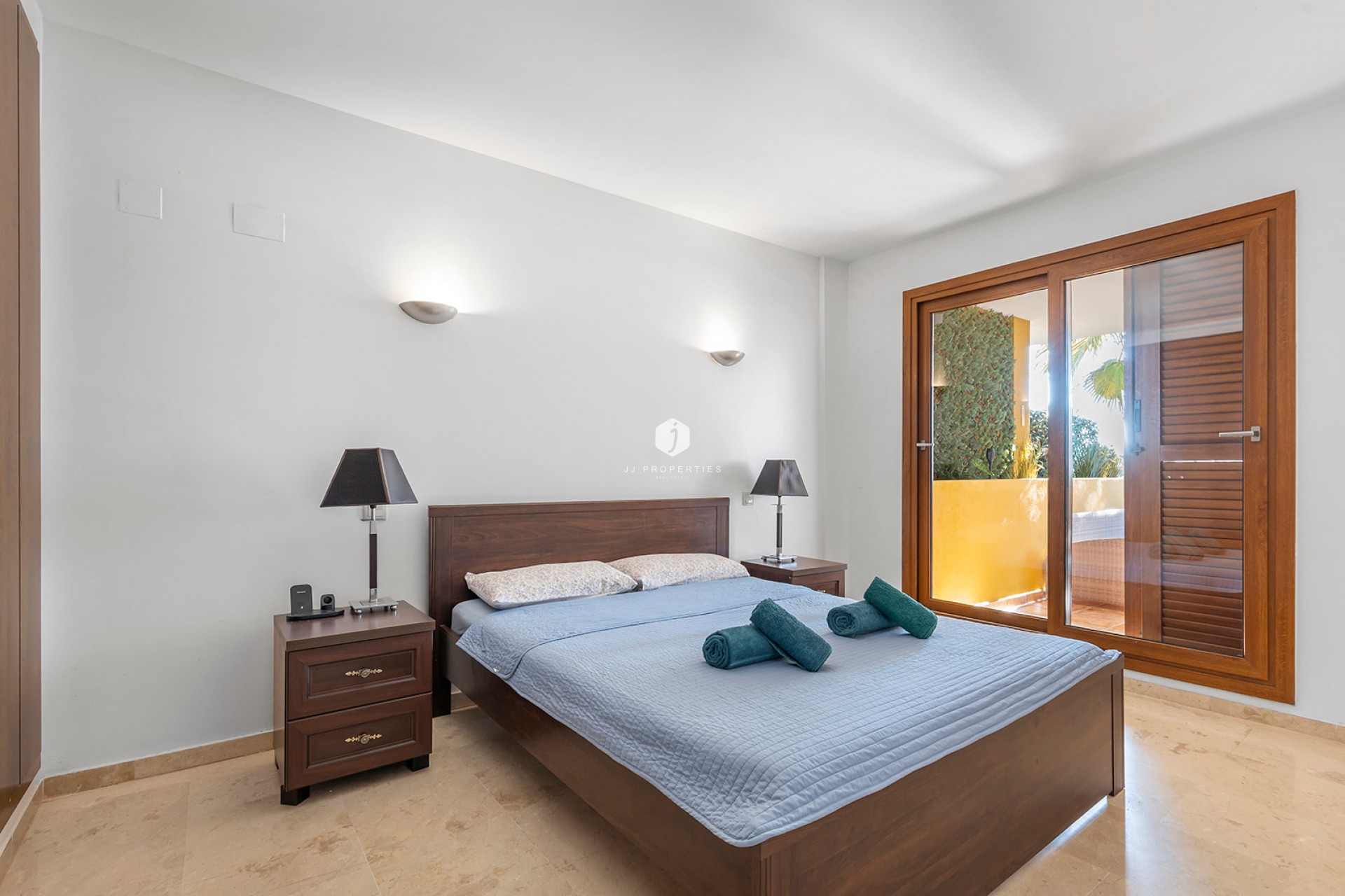 Z drugiej ręki - Mieszkanie w bloku -
Torrevieja - Costa Blanca