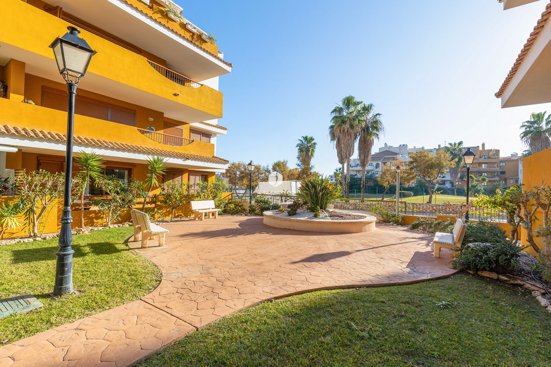 Z drugiej ręki - Mieszkanie w bloku -
Torrevieja - Costa Blanca