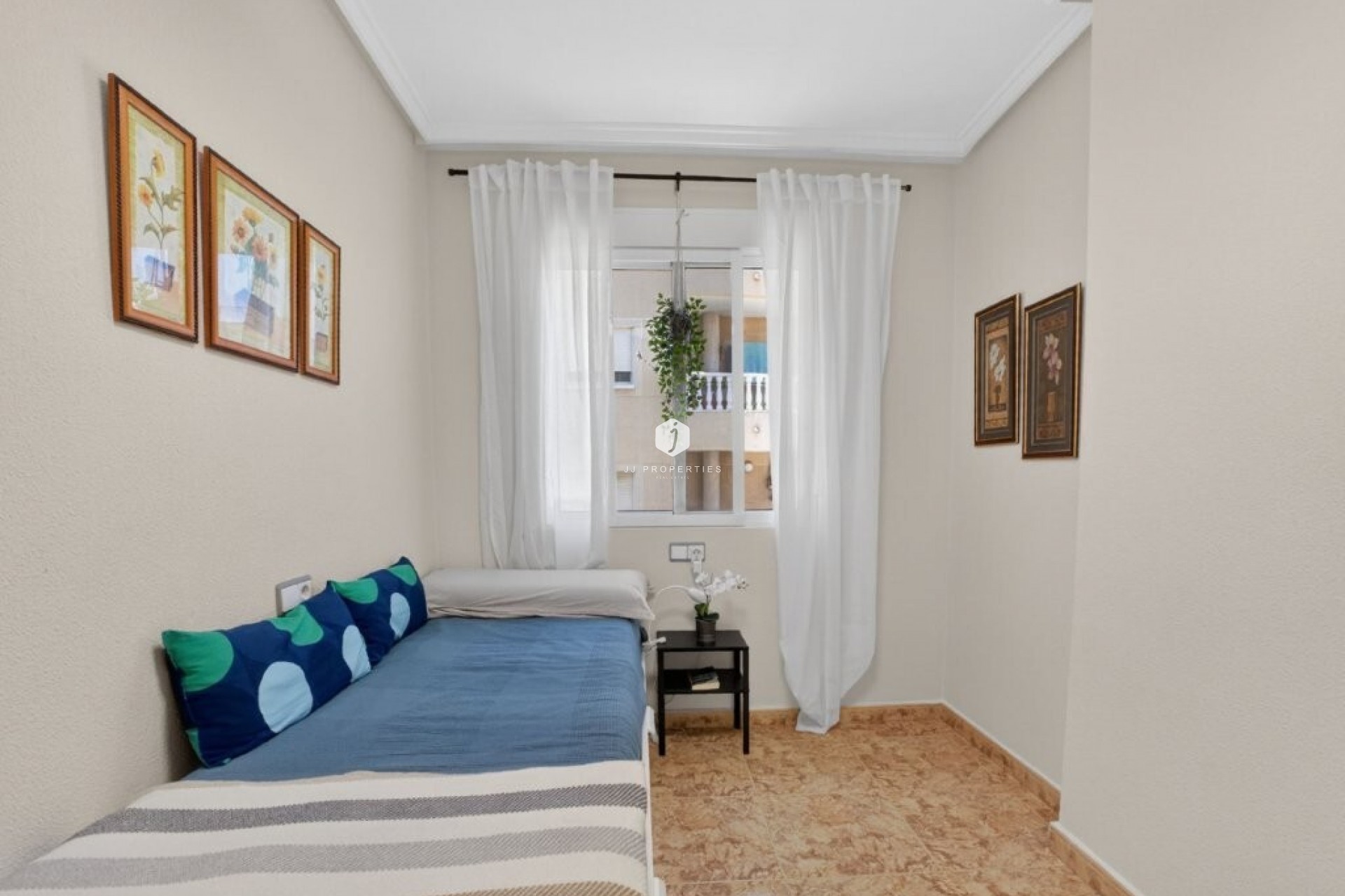 Z drugiej ręki - Mieszkanie w bloku -
Torrevieja - Costa Blanca