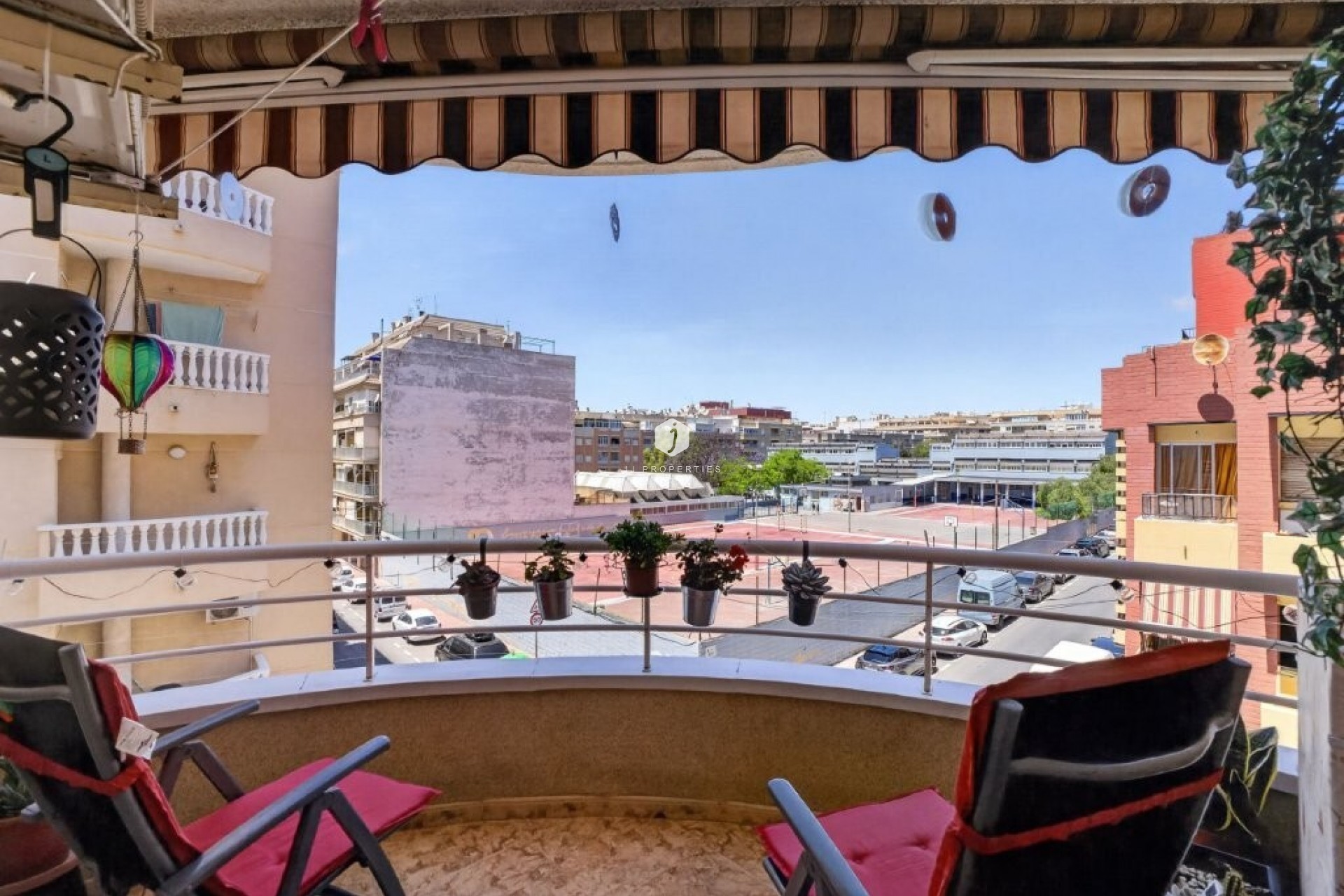 Z drugiej ręki - Mieszkanie w bloku -
Torrevieja - Costa Blanca