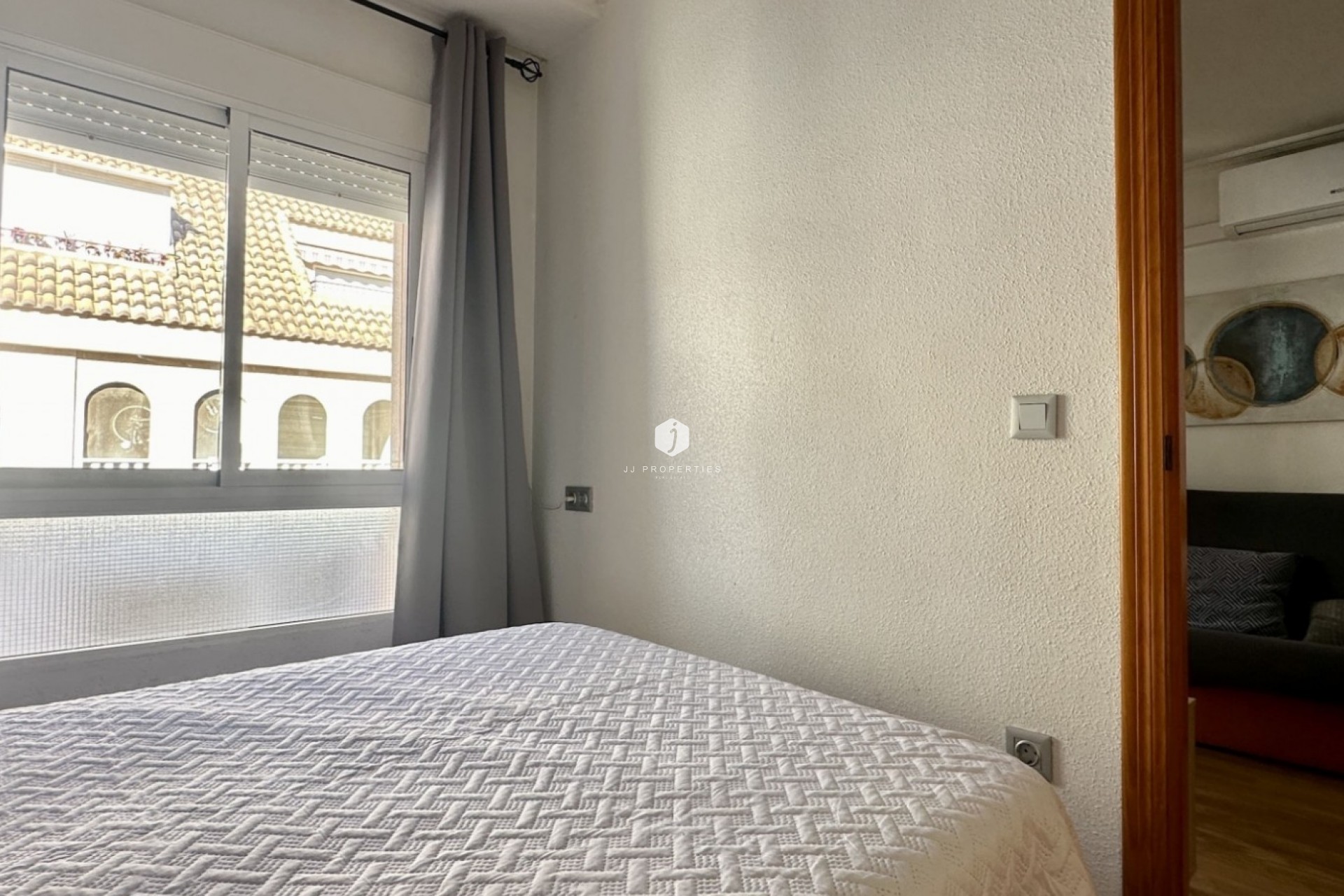 Z drugiej ręki - Mieszkanie w bloku -
Torrevieja - Costa Blanca