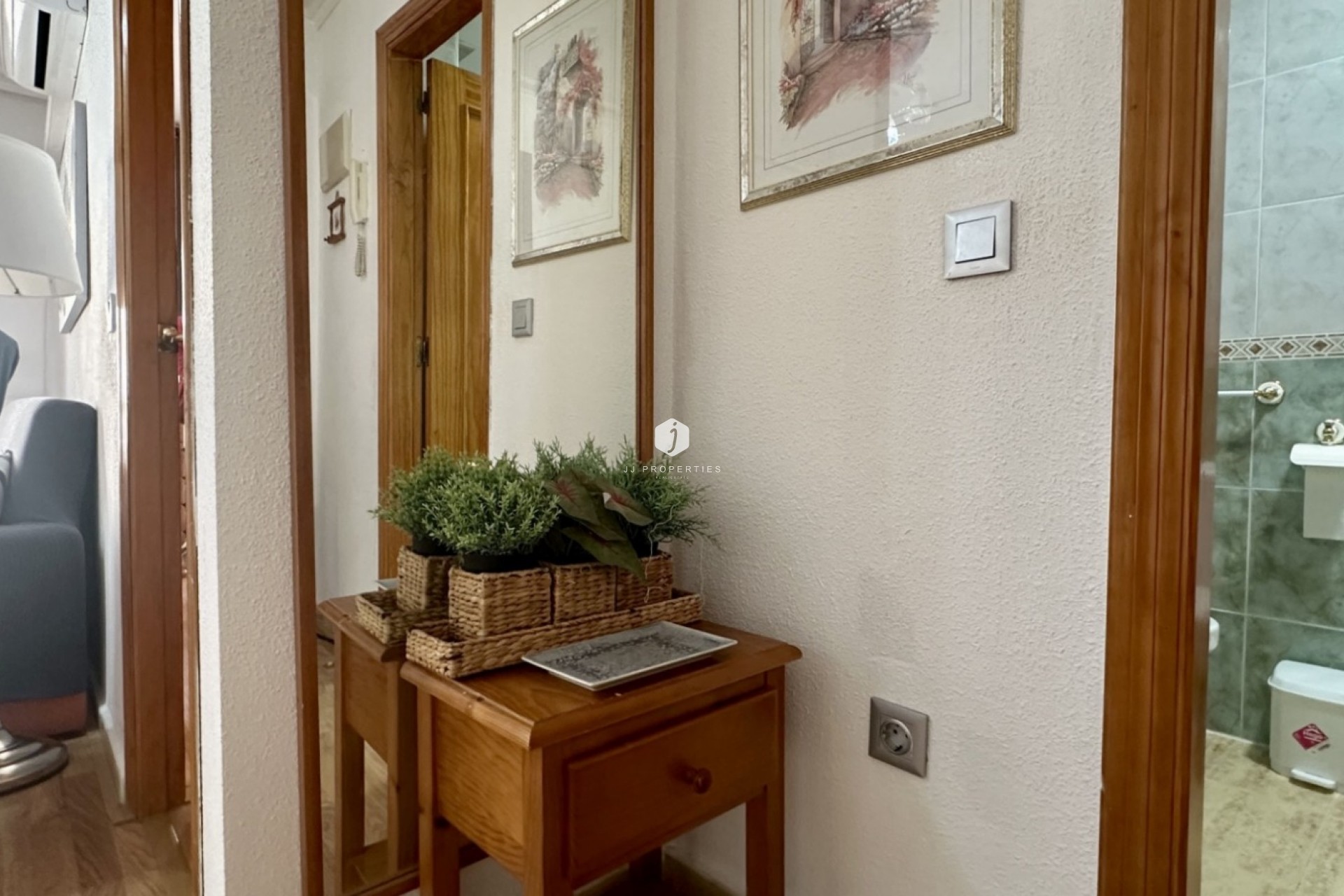 Z drugiej ręki - Mieszkanie w bloku -
Torrevieja - Costa Blanca