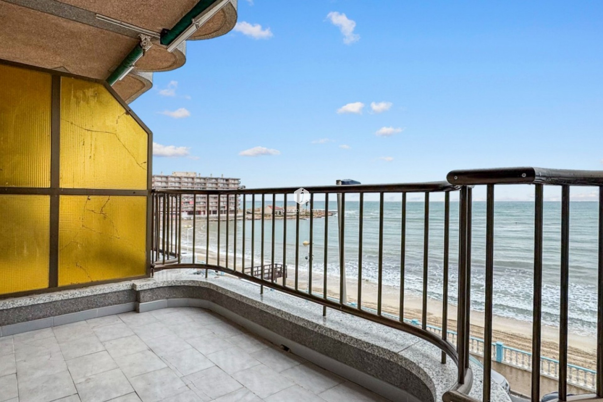 Z drugiej ręki - Mieszkanie w bloku -
Torrevieja - Costa Blanca
