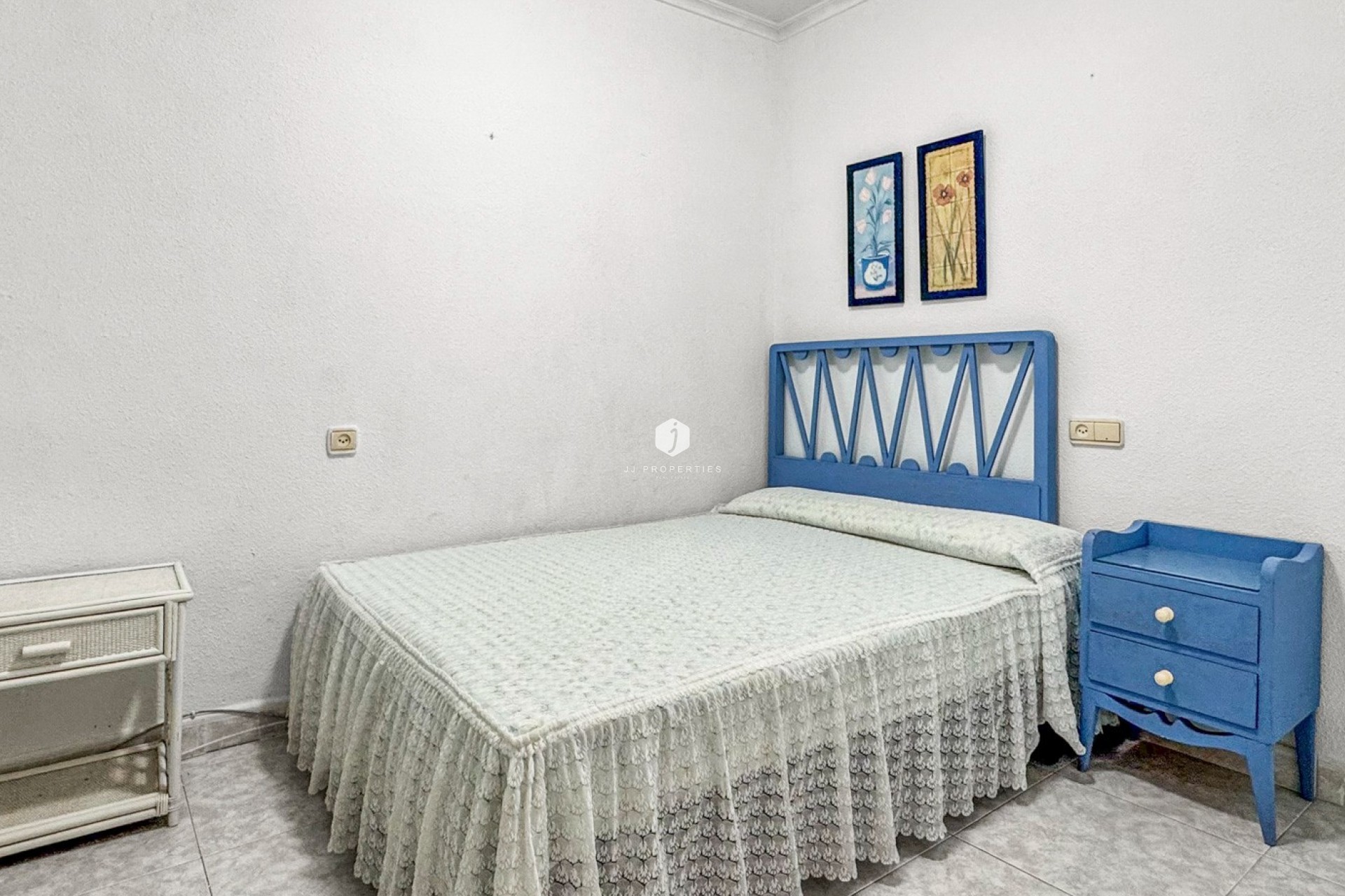 Z drugiej ręki - Mieszkanie w bloku -
Torrevieja - Costa Blanca