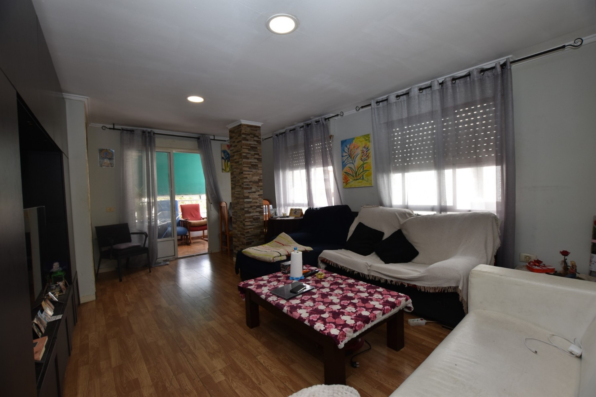 Z drugiej ręki - Mieszkanie w bloku -
Torrevieja - Costa Blanca