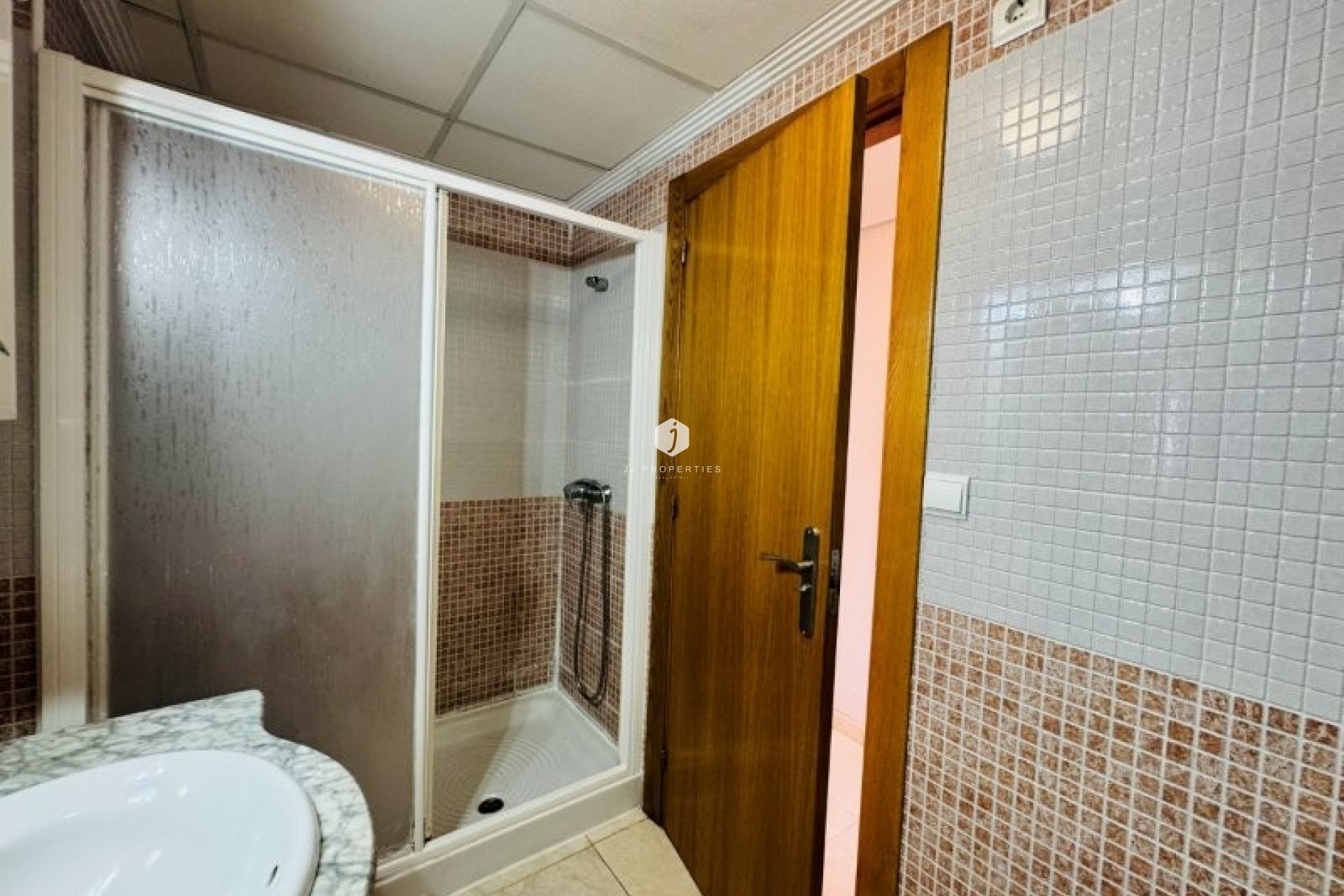 Z drugiej ręki - Mieszkanie w bloku -
Torrevieja - Costa Blanca