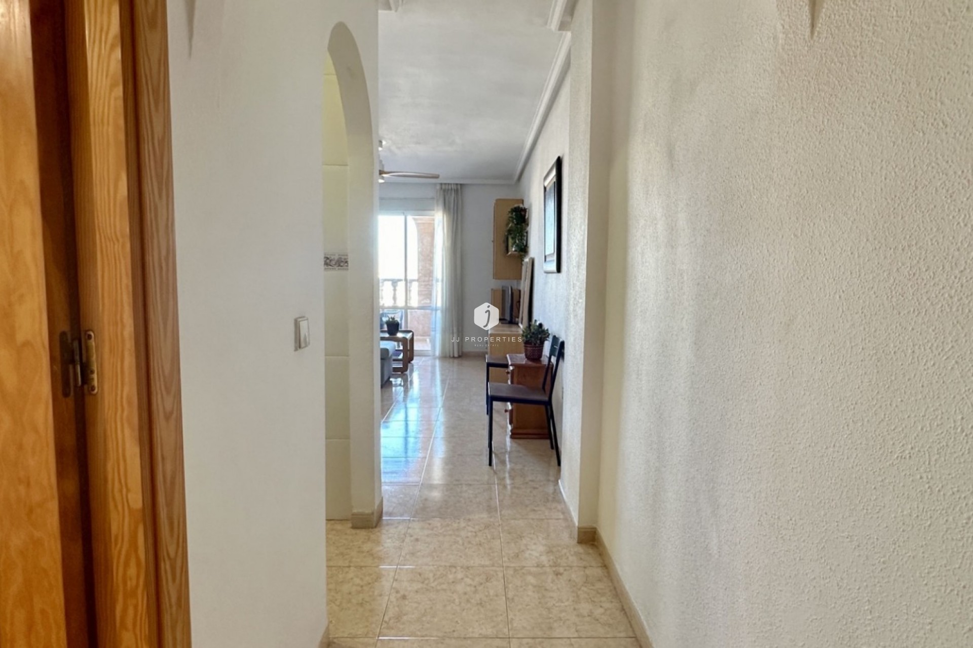 Z drugiej ręki - Mieszkanie w bloku -
Torrevieja - Costa Blanca