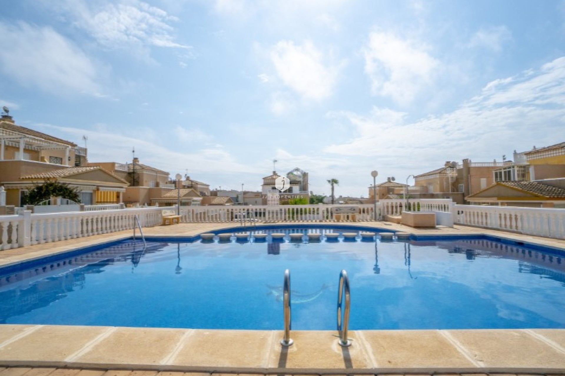 Z drugiej ręki - Mieszkanie w bloku -
Torrevieja - Costa Blanca
