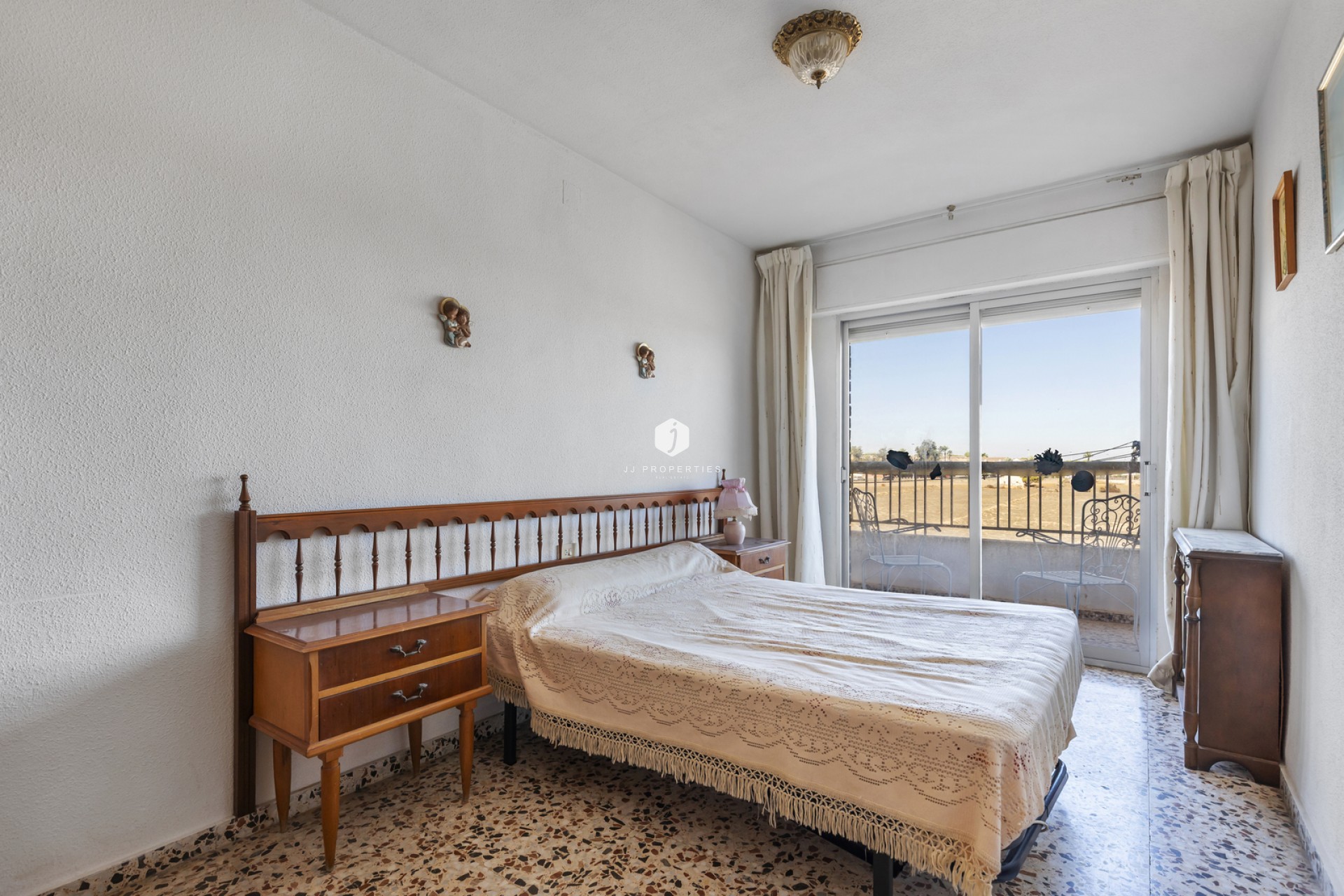 Z drugiej ręki - Mieszkanie w bloku -
Torrevieja - Costa Blanca