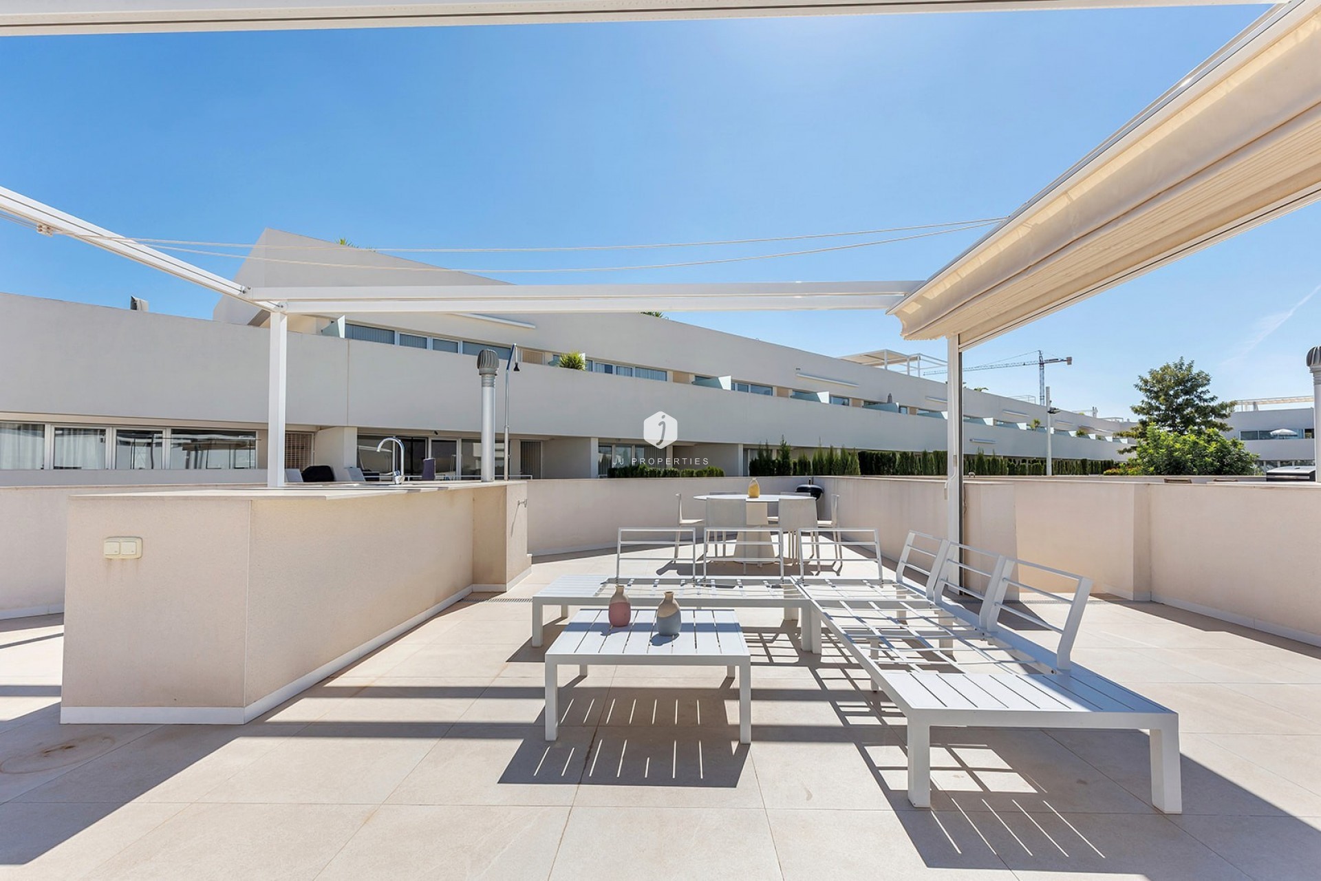 Z drugiej ręki - Mieszkanie w bloku -
Torrevieja - Costa Blanca
