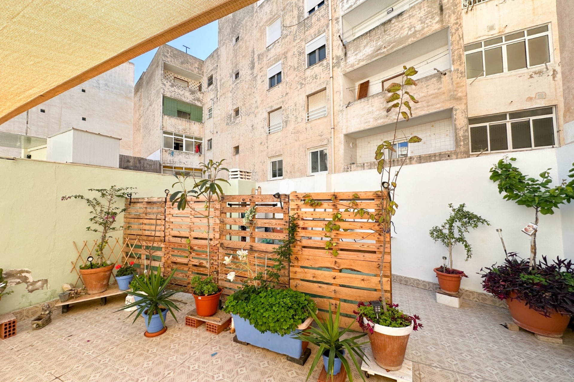 Z drugiej ręki - Mieszkanie w bloku -
Torrevieja - Costa Blanca