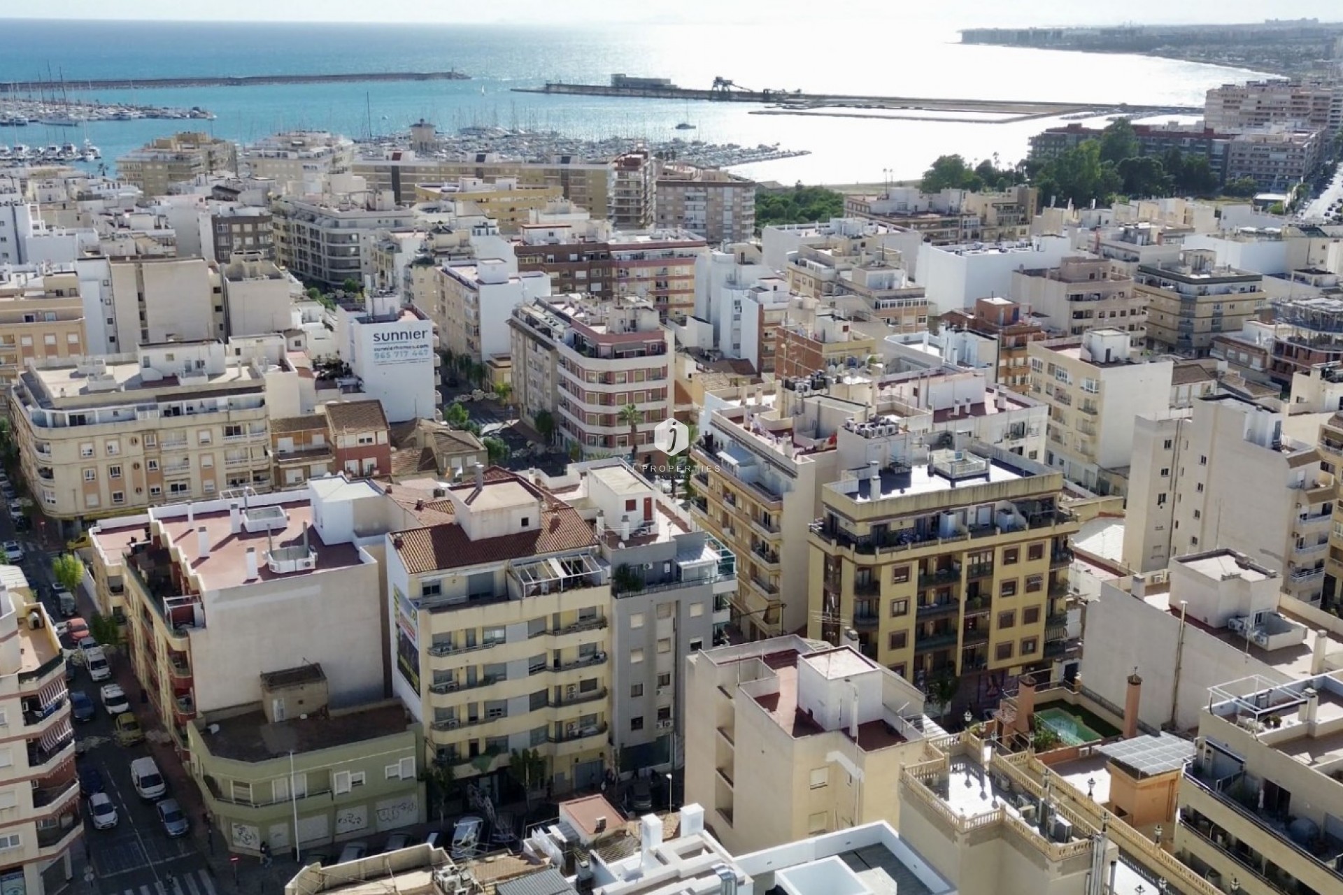 Z drugiej ręki - Mieszkanie w bloku -
Torrevieja - Costa Blanca