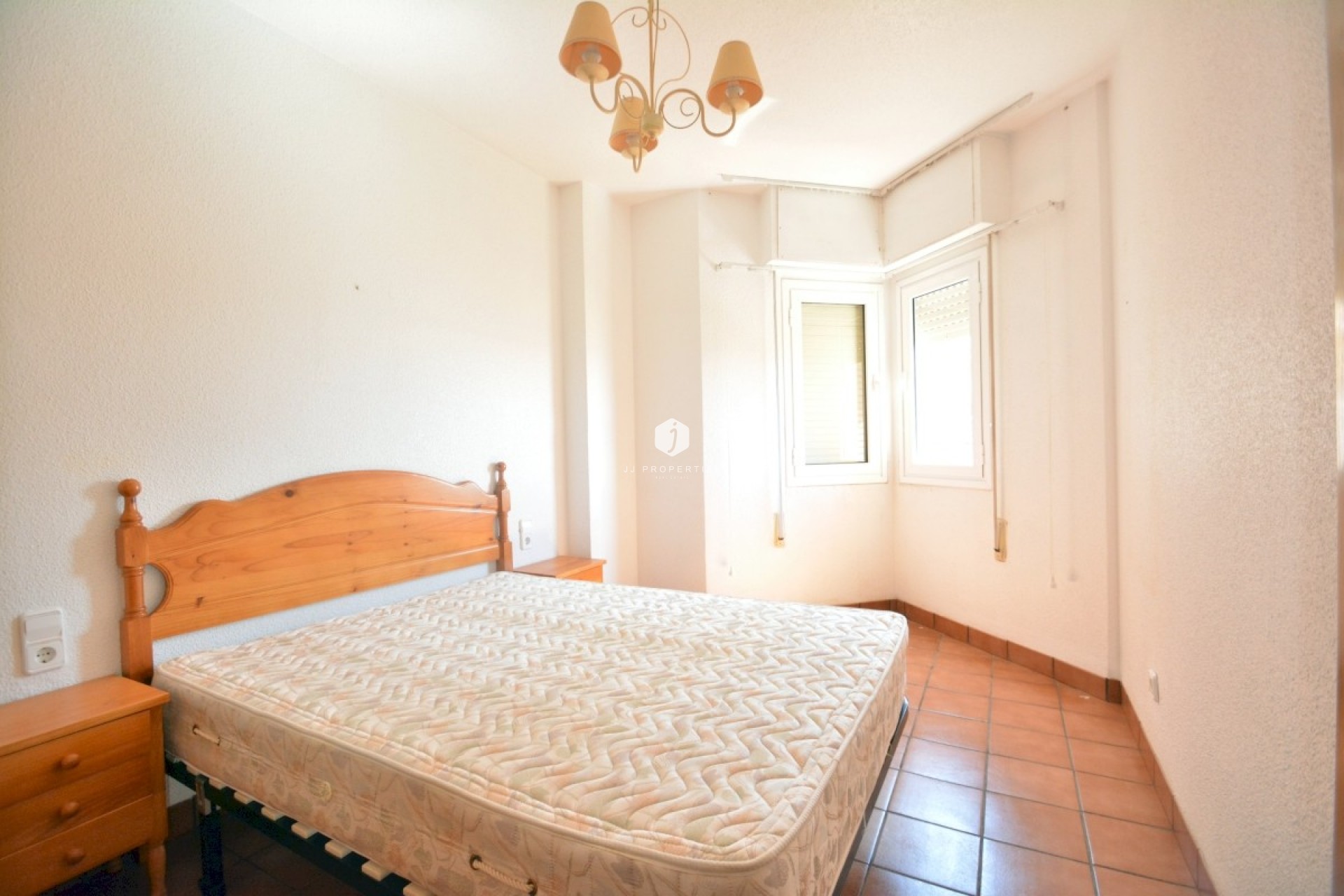 Z drugiej ręki - Mieszkanie w bloku -
Torrevieja - Costa Blanca
