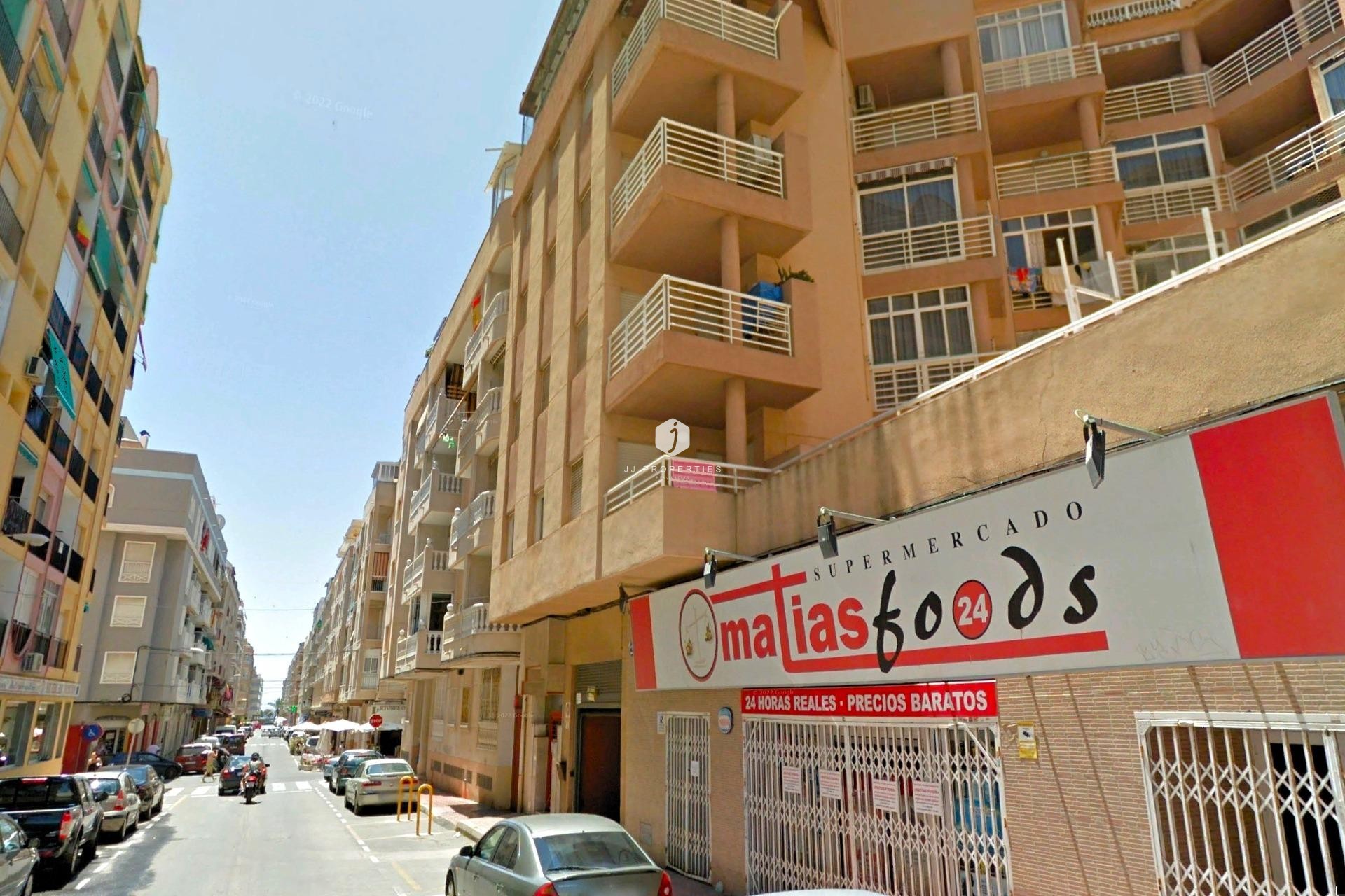 Z drugiej ręki - Mieszkanie w bloku -
Torrevieja - Curva Del Palangre
