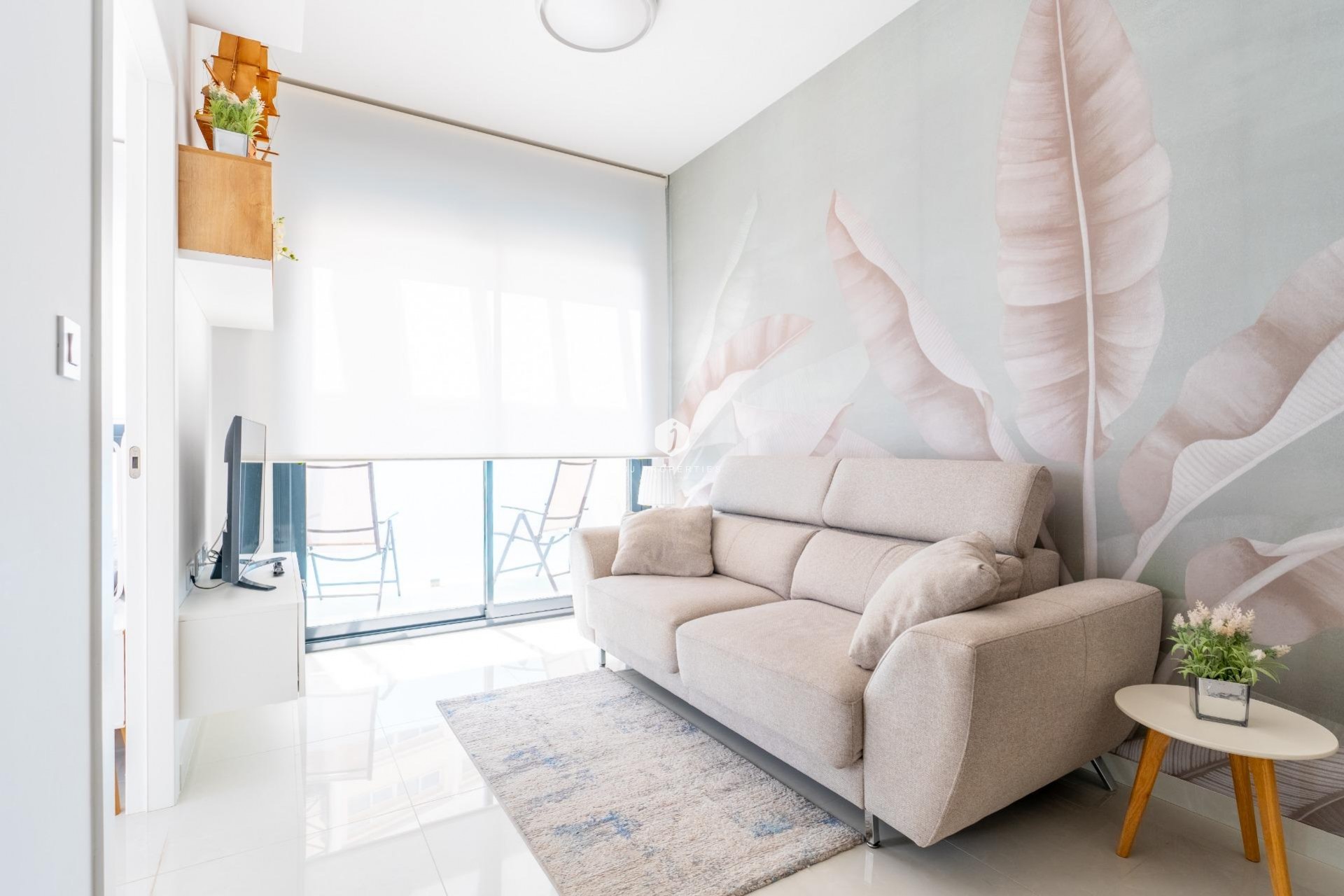 Z drugiej ręki - Mieszkanie w bloku -
Torrevieja - Estacion de autobuses