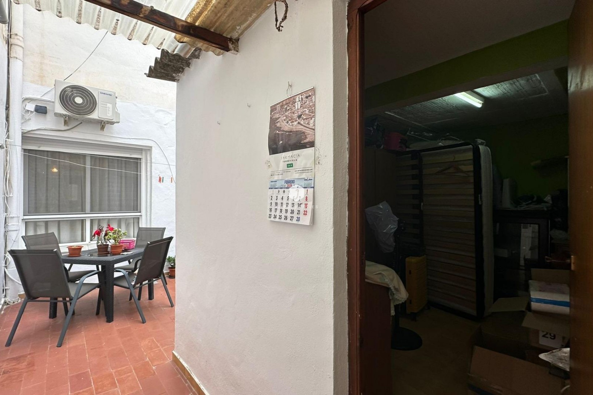 Z drugiej ręki - Mieszkanie w bloku -
Torrevieja - Estacion de autobuses