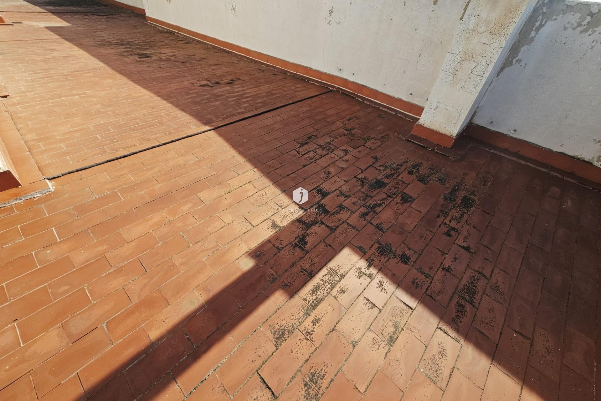 Z drugiej ręki - Mieszkanie w bloku -
Torrevieja - Estacion de autobuses