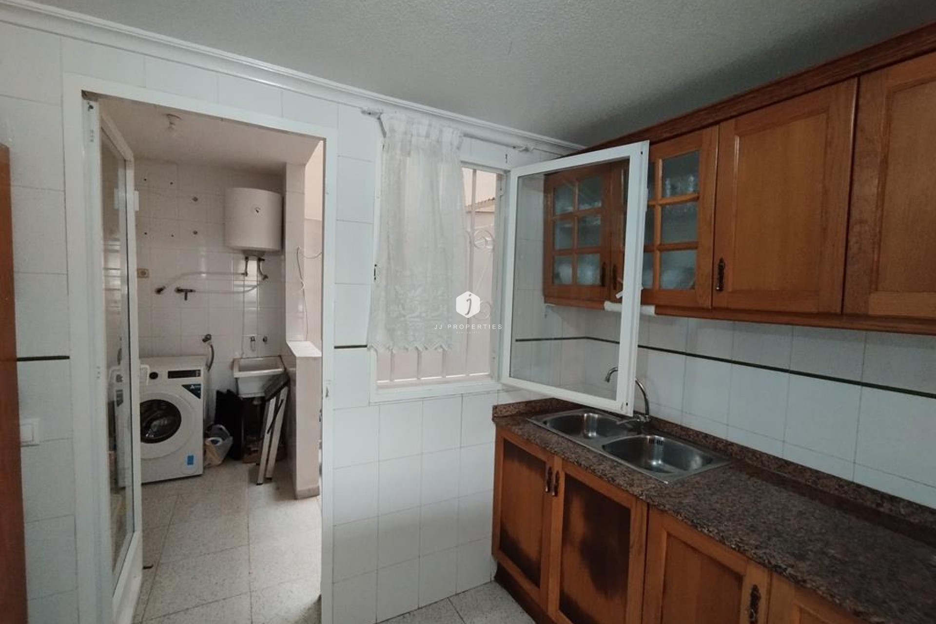 Z drugiej ręki - Mieszkanie w bloku -
Torrevieja - HABANERAS PLAZA SANTA MARIA