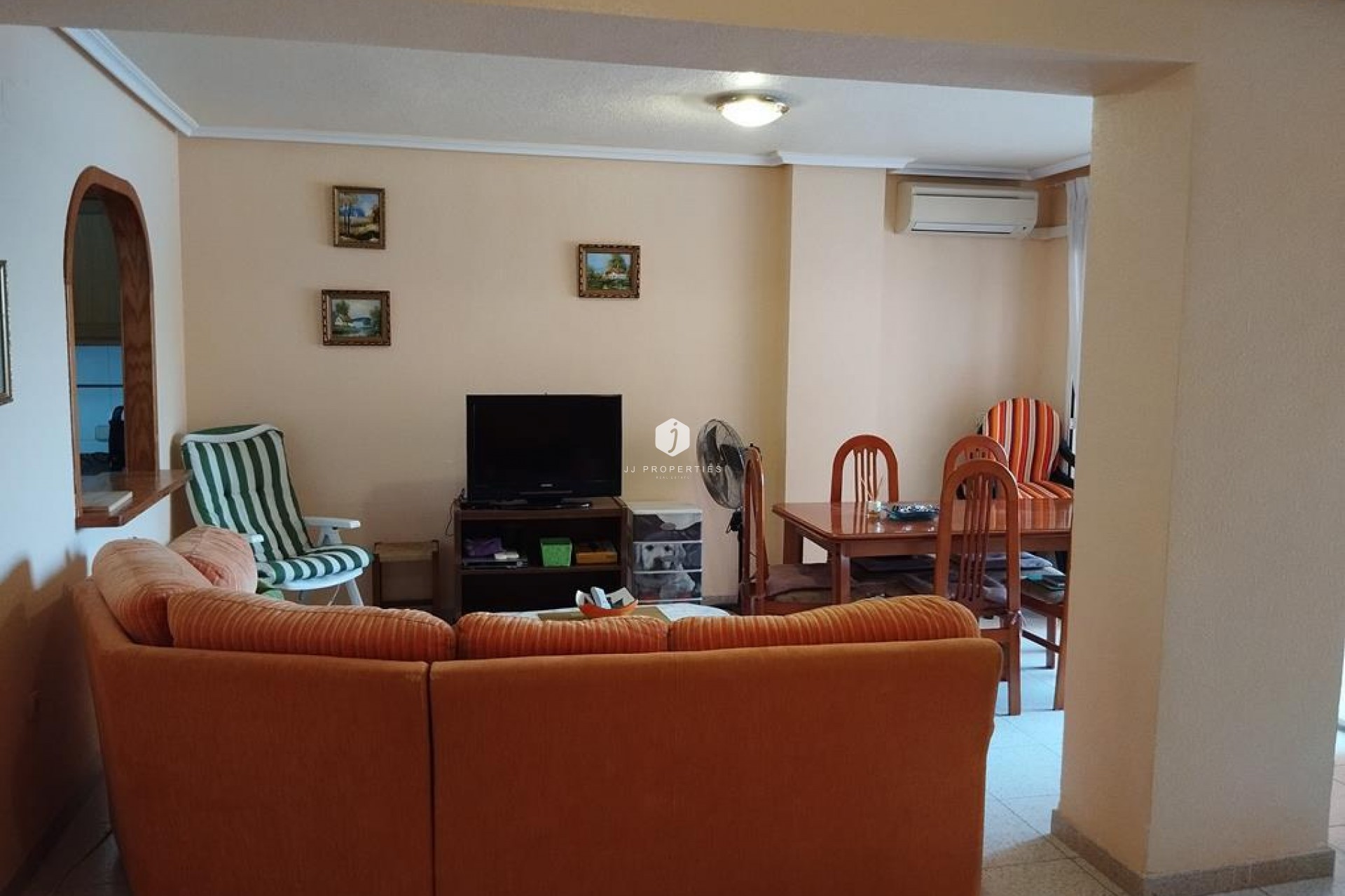 Z drugiej ręki - Mieszkanie w bloku -
Torrevieja - HABANERAS PLAZA SANTA MARIA