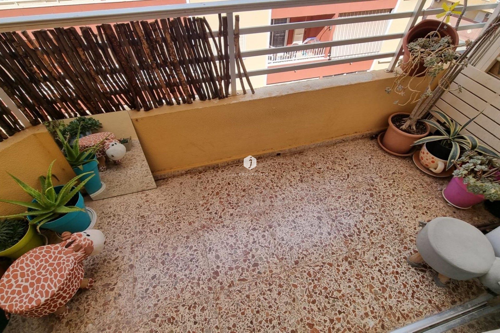 Z drugiej ręki - Mieszkanie w bloku -
Torrevieja - Habaneras