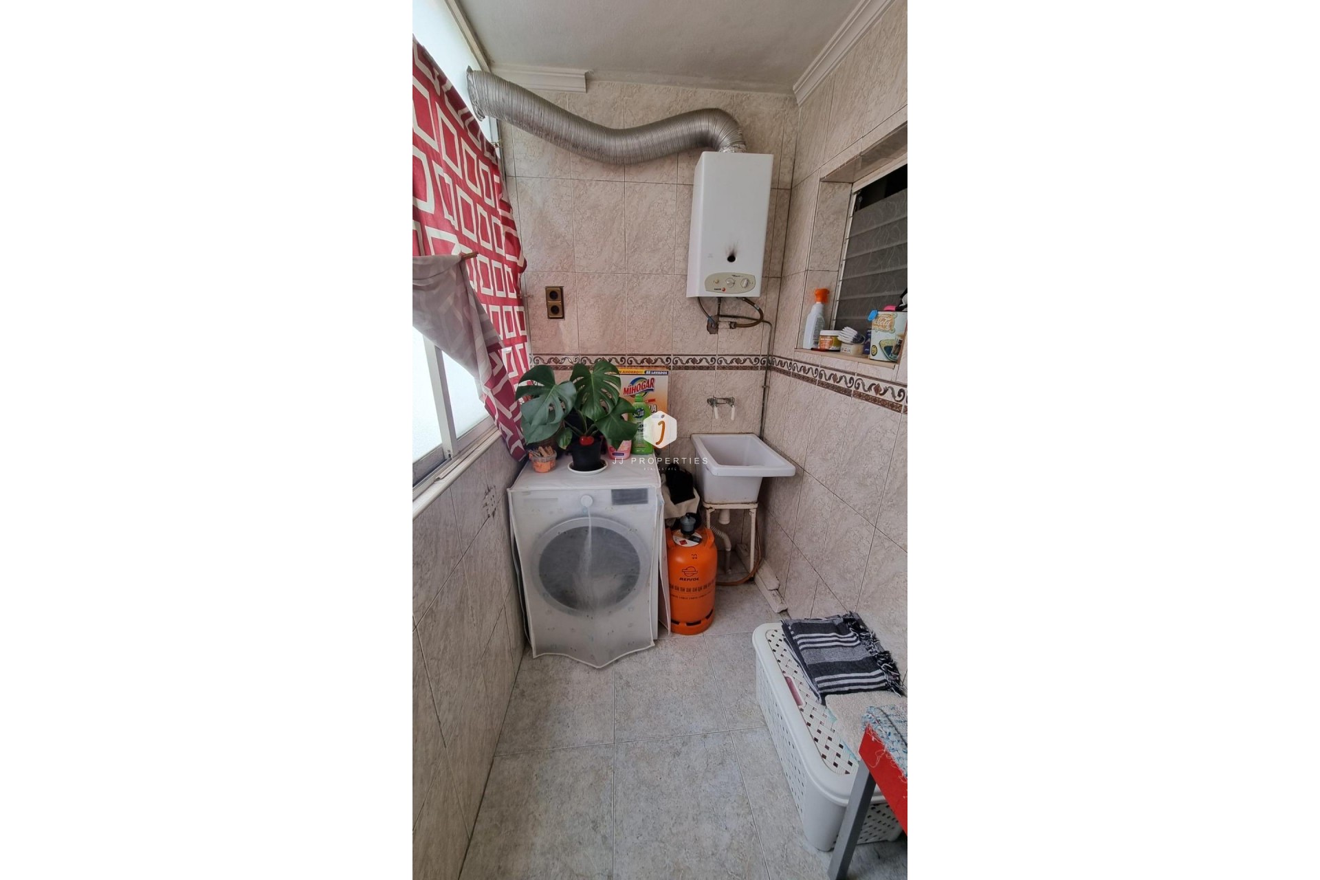 Z drugiej ręki - Mieszkanie w bloku -
Torrevieja - Habaneras