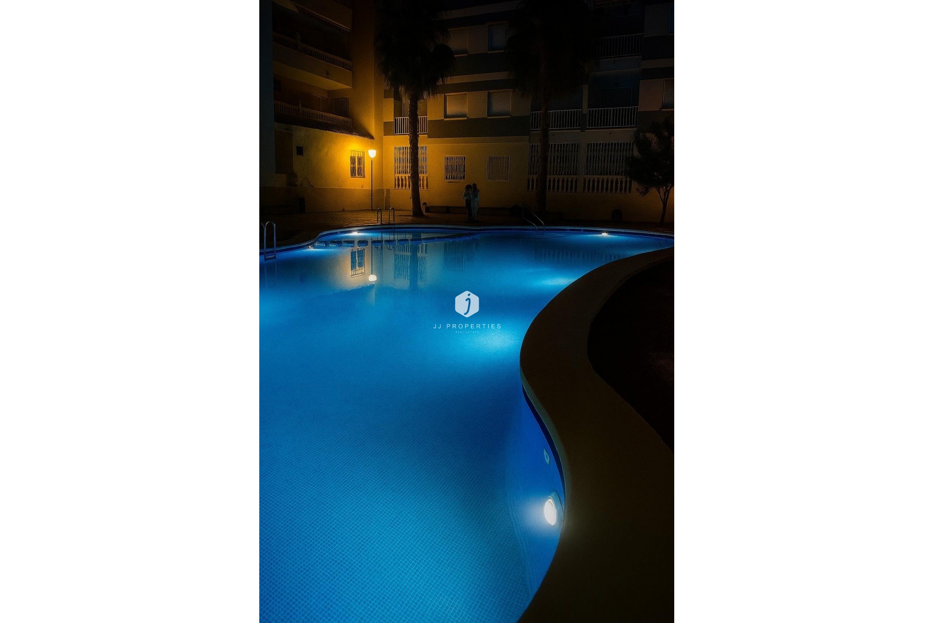 Z drugiej ręki - Mieszkanie w bloku -
Torrevieja - Habaneras