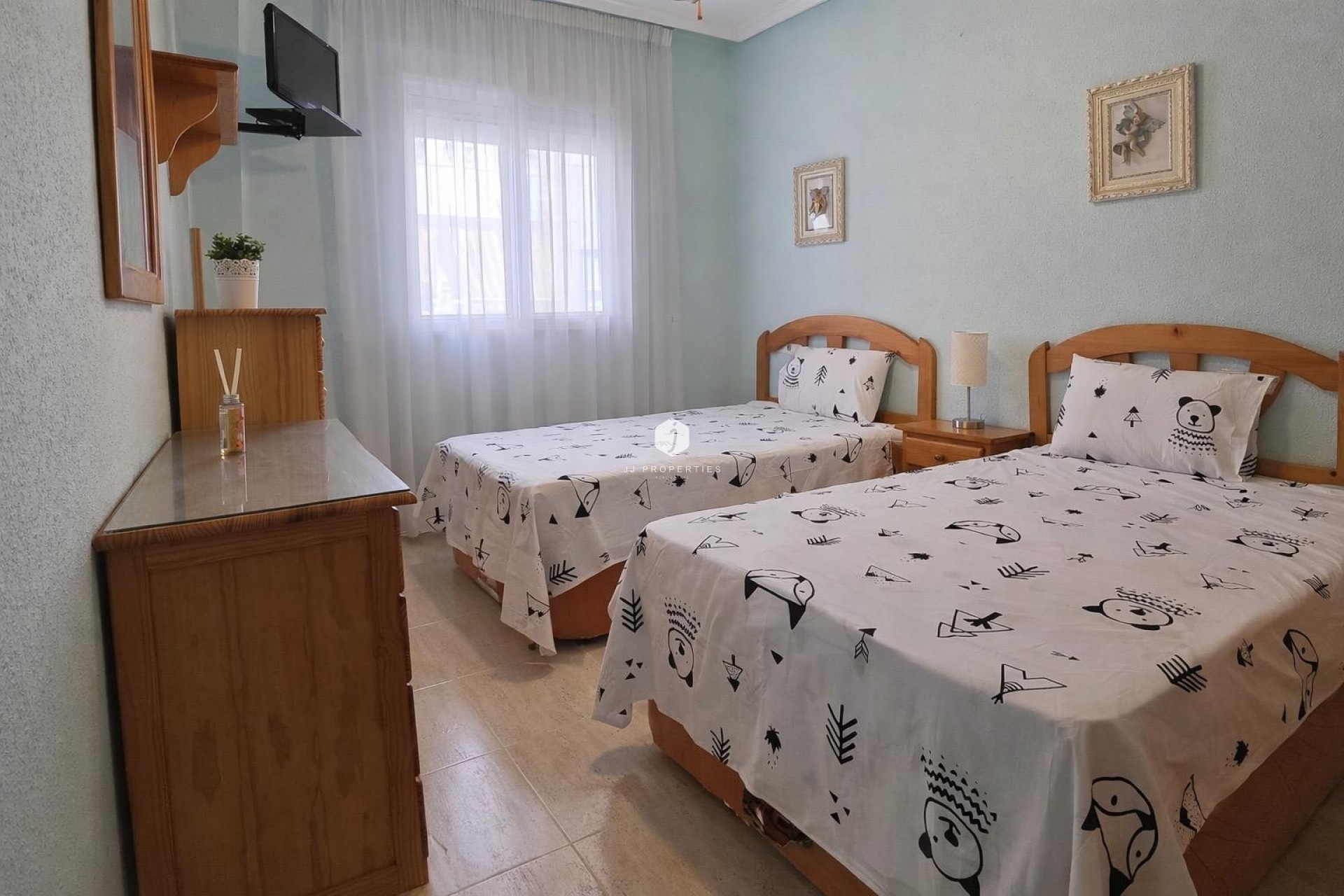 Z drugiej ręki - Mieszkanie w bloku -
Torrevieja - Habaneras